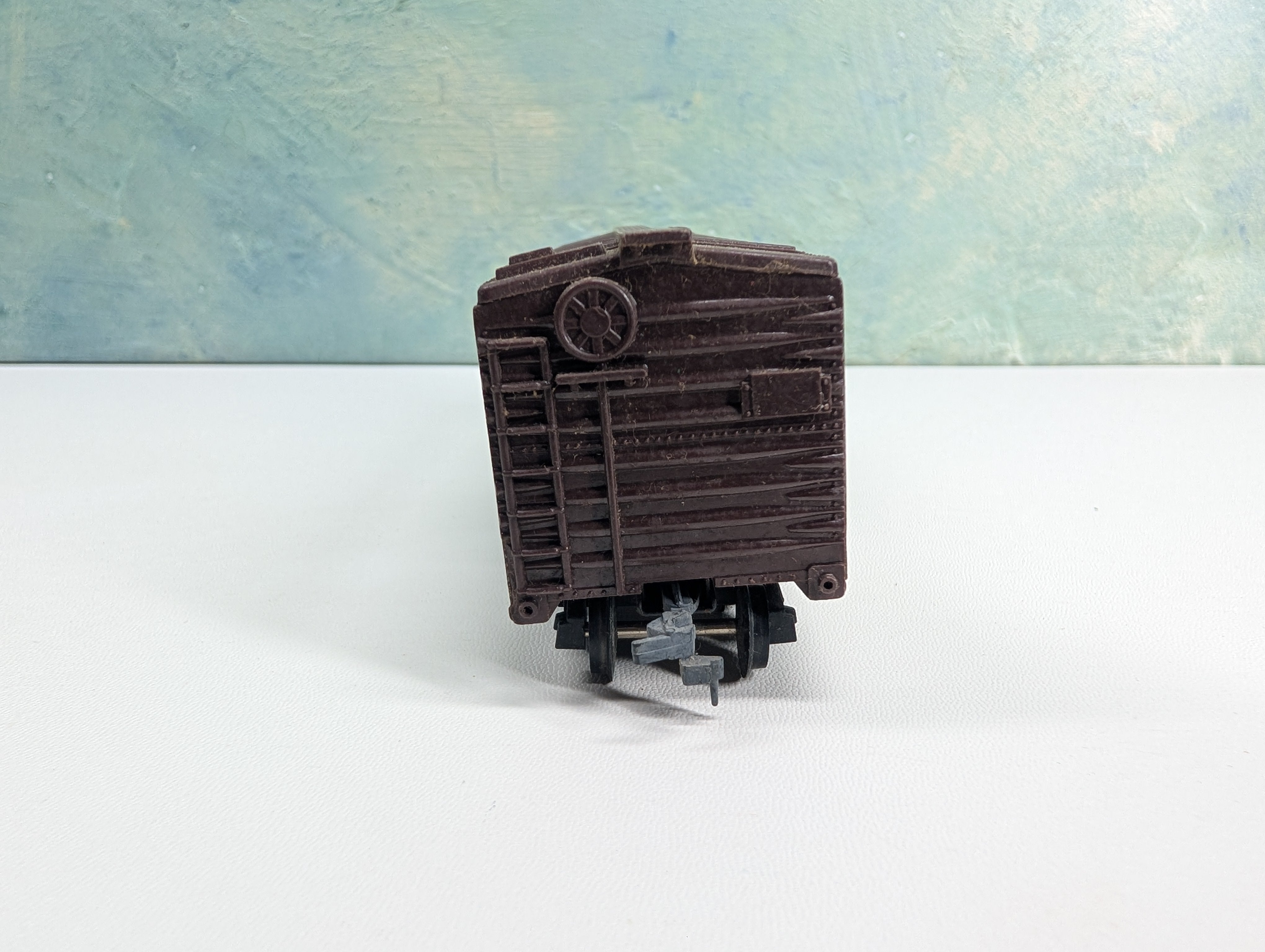 USED Fleischmann HO Scale 43' Box Car Western Pacific WP #34250