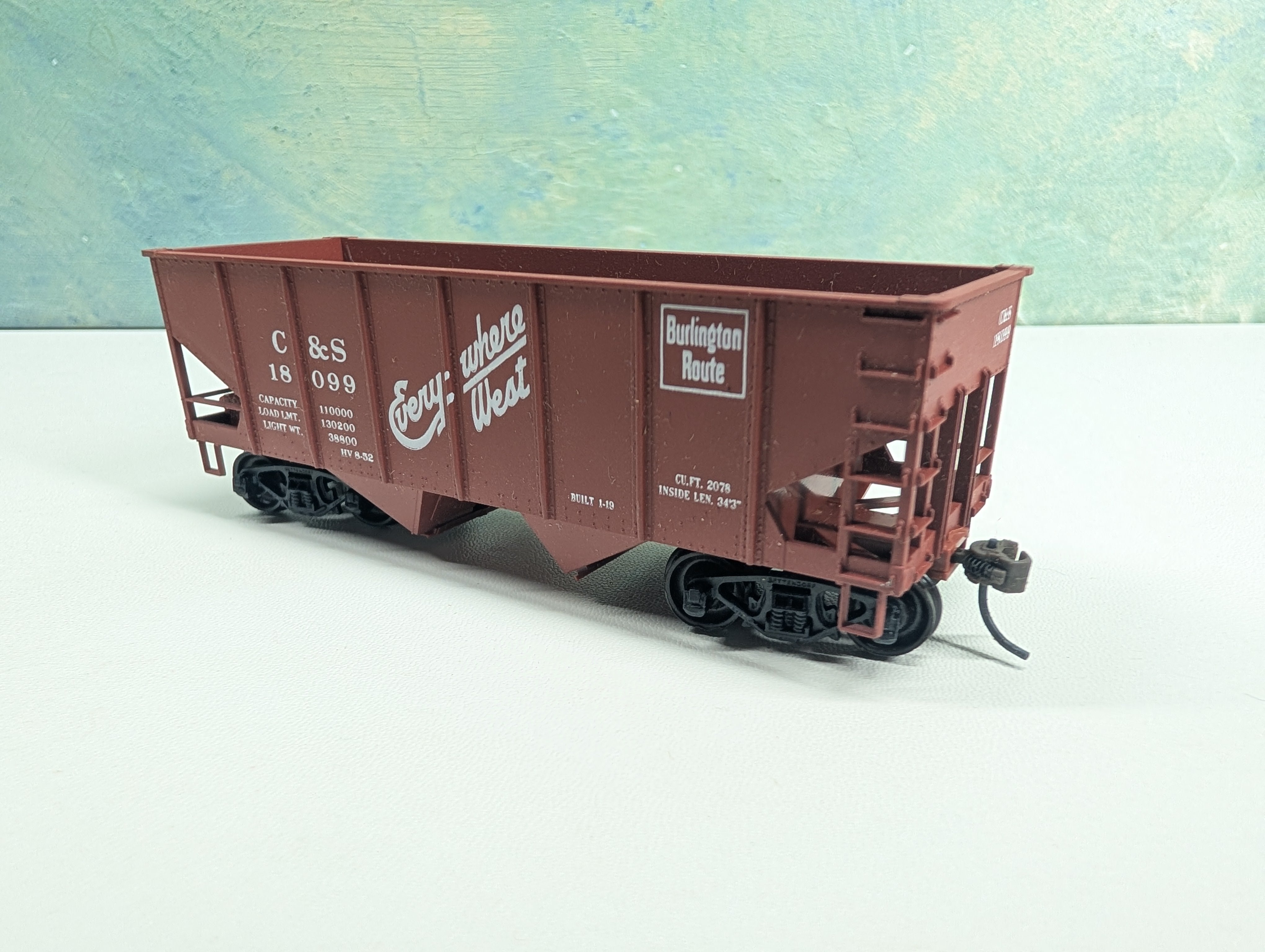 USED Accurail HO Scale 55 Ton 2 Bay Hopper Burlington C&S #18099