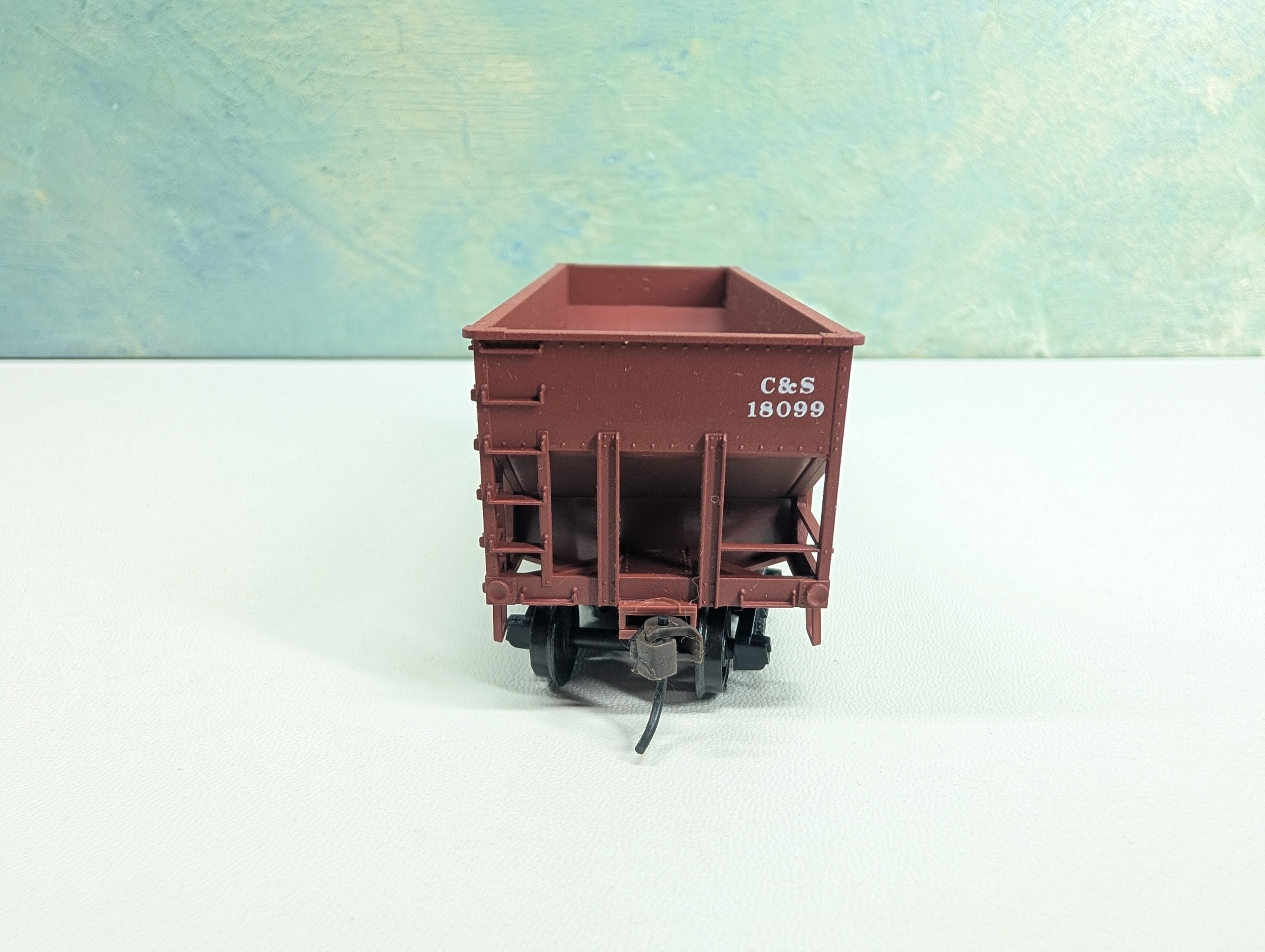 USED Accurail HO Scale 55 Ton 2 Bay Hopper Burlington C&S #18099