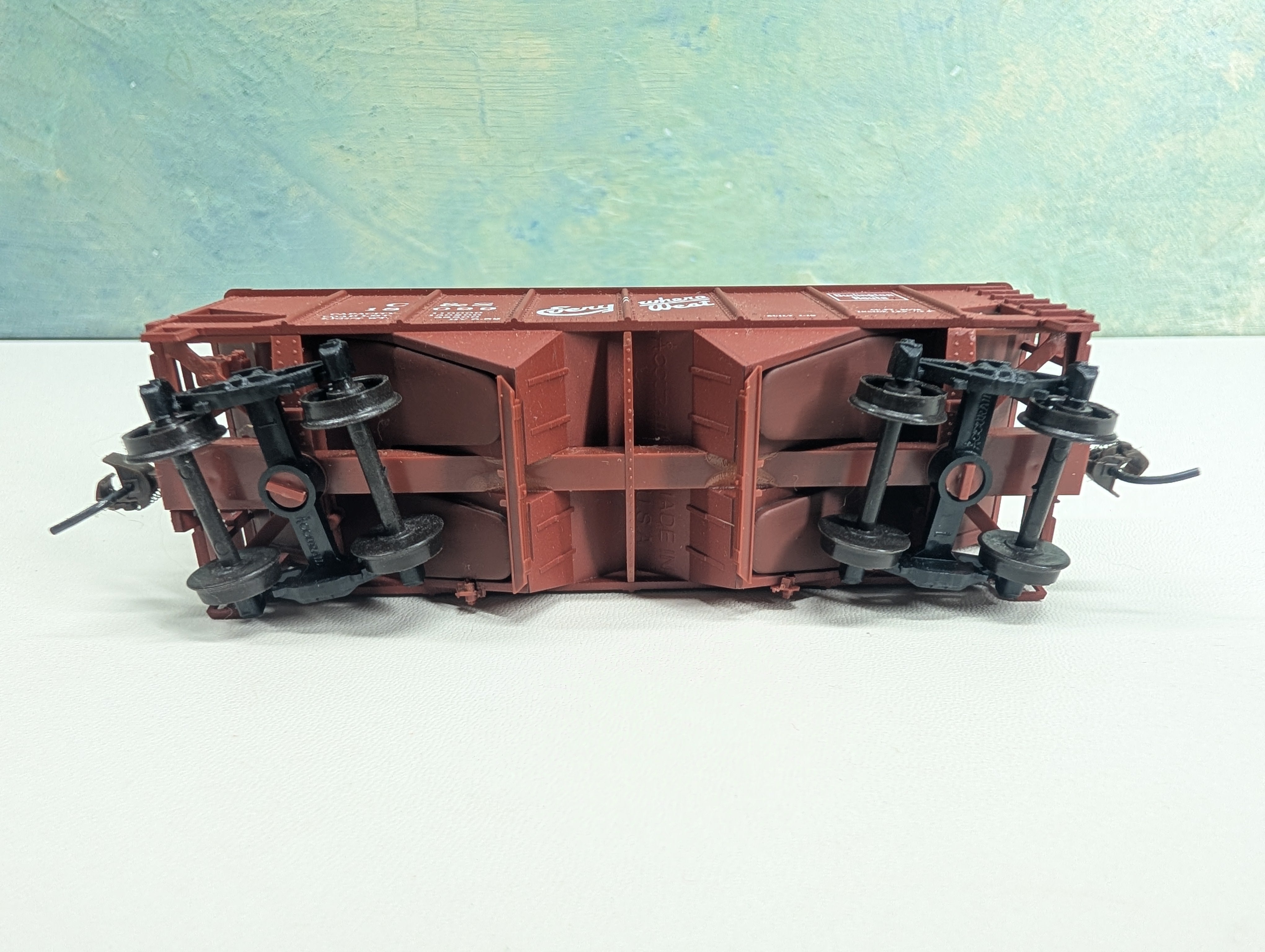 USED Accurail HO Scale 55 Ton 2 Bay Hopper Burlington C&S #18099