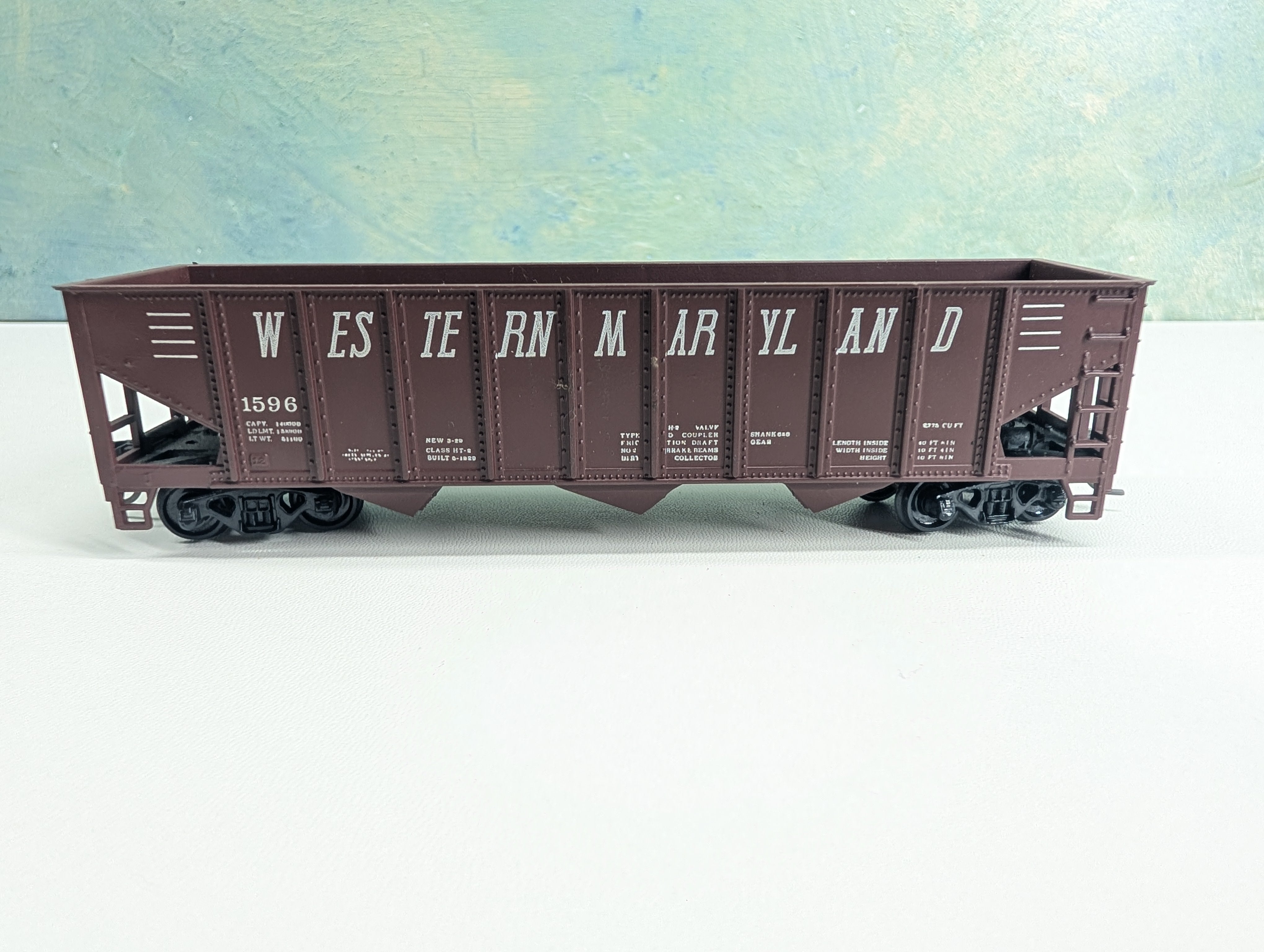 USED Roundhouse HO Scale 70 Ton 3 Bay Hopper Western Maryland WM #1596