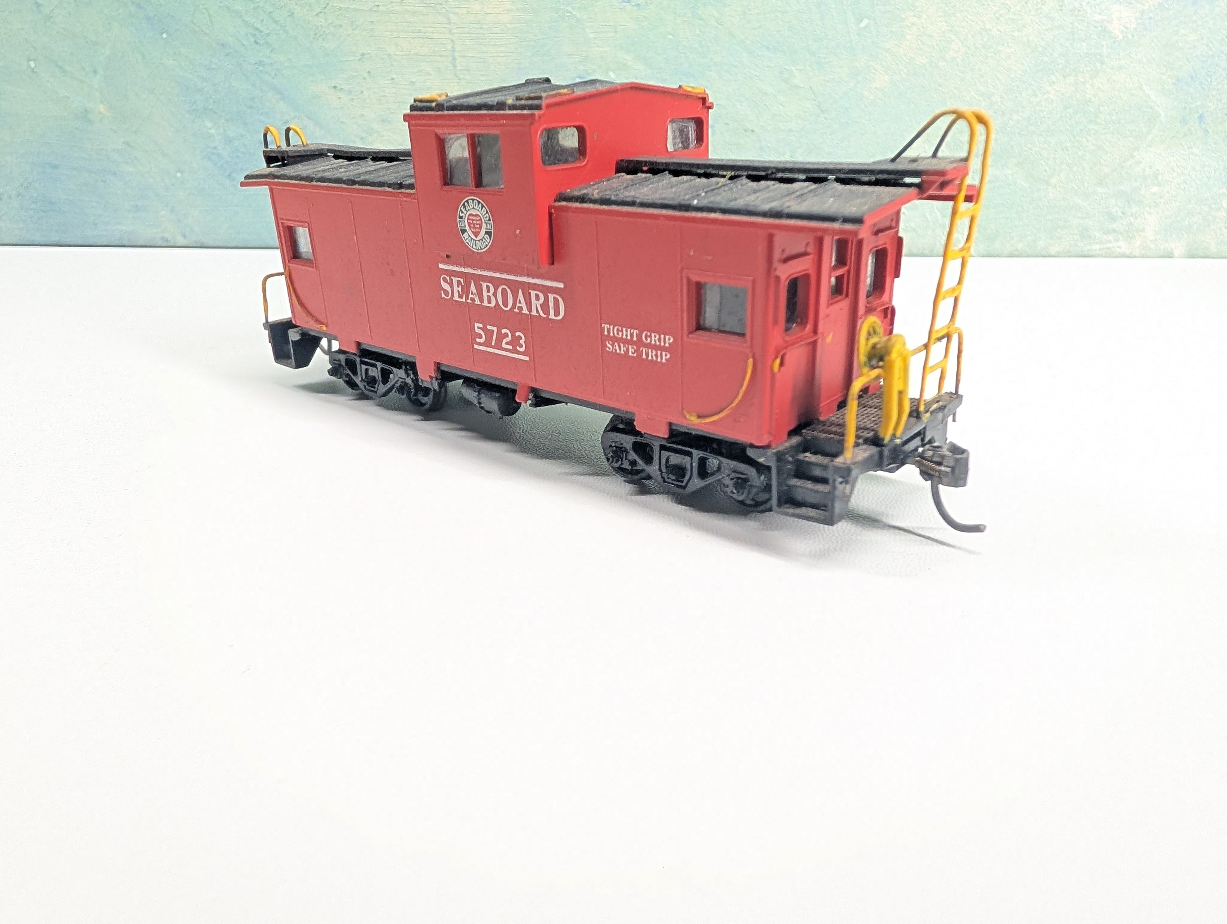 USED Athearn HO Scale Wide Vision Caboose Seaboard Air Line SAL #5723