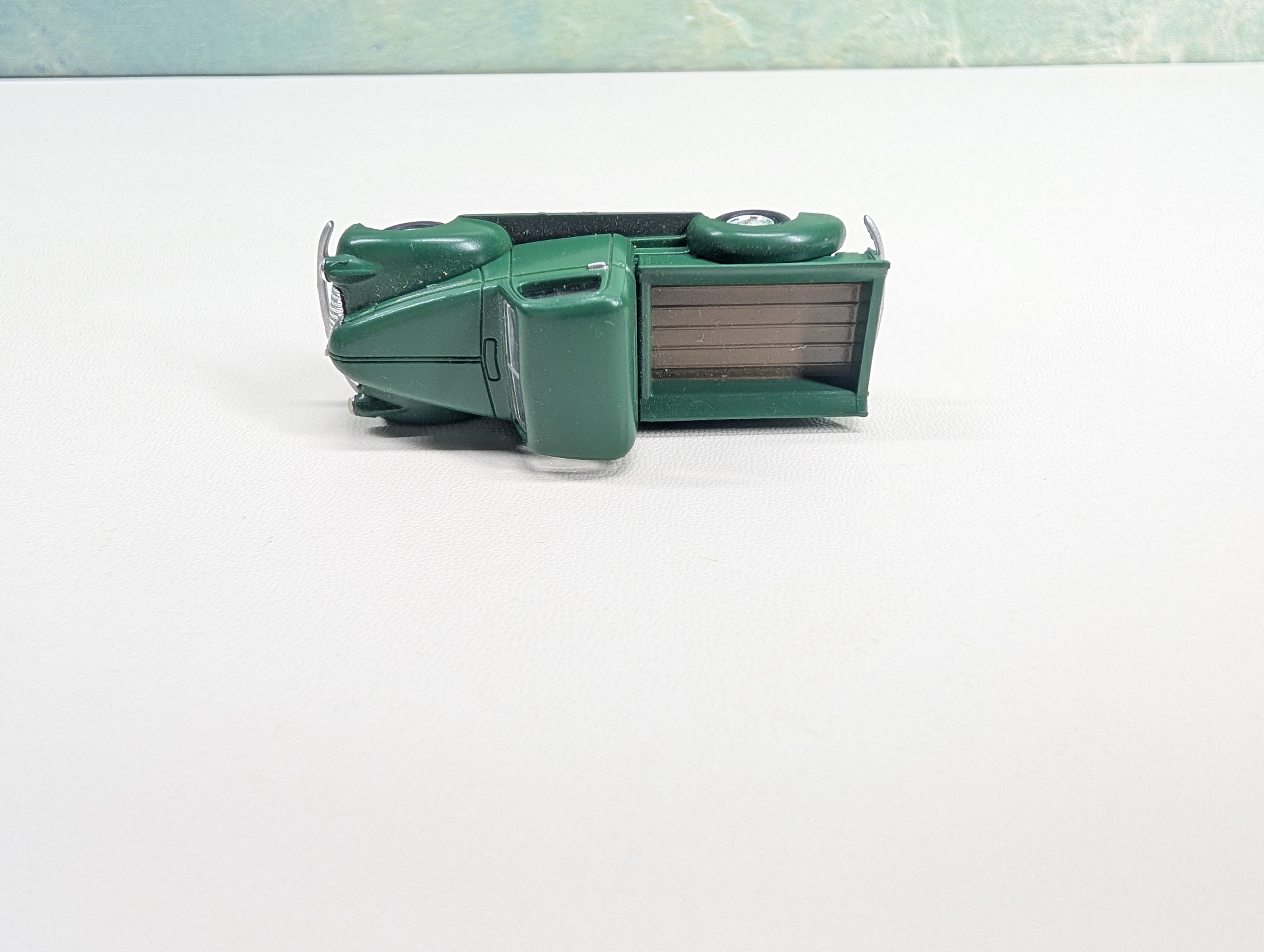 USED Classic Metal Works HO Scale GM Green Pick-Up Truck