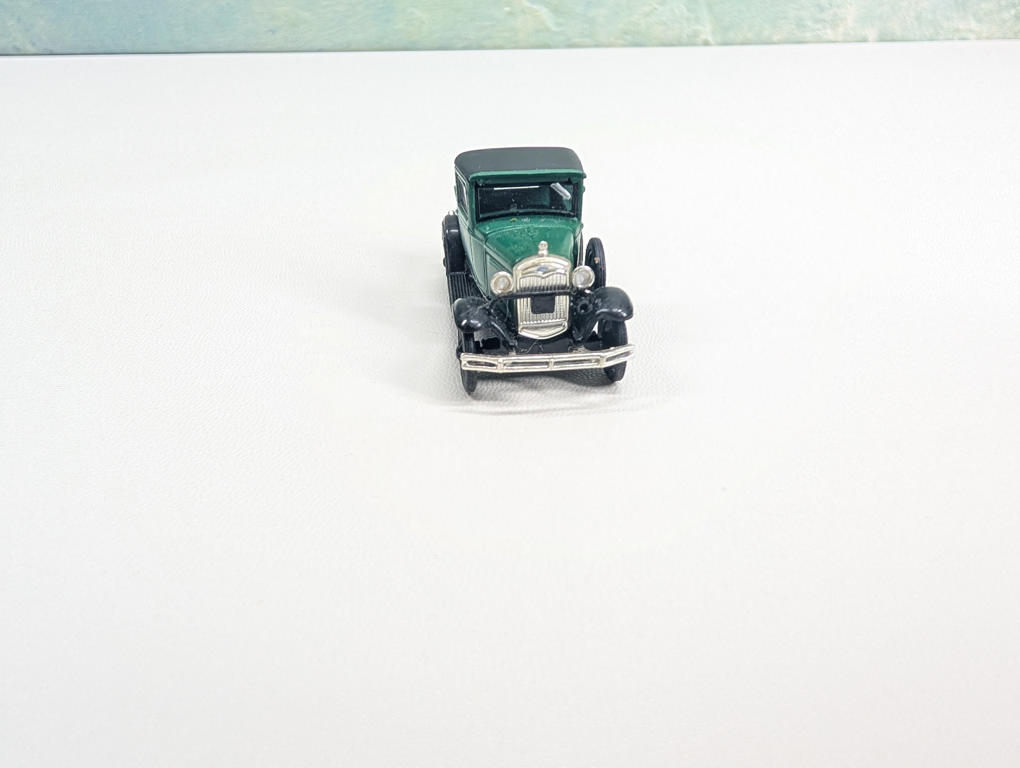 USED Athearn 26422 HO Scale Ford Model A Pick-Up Truck, Green