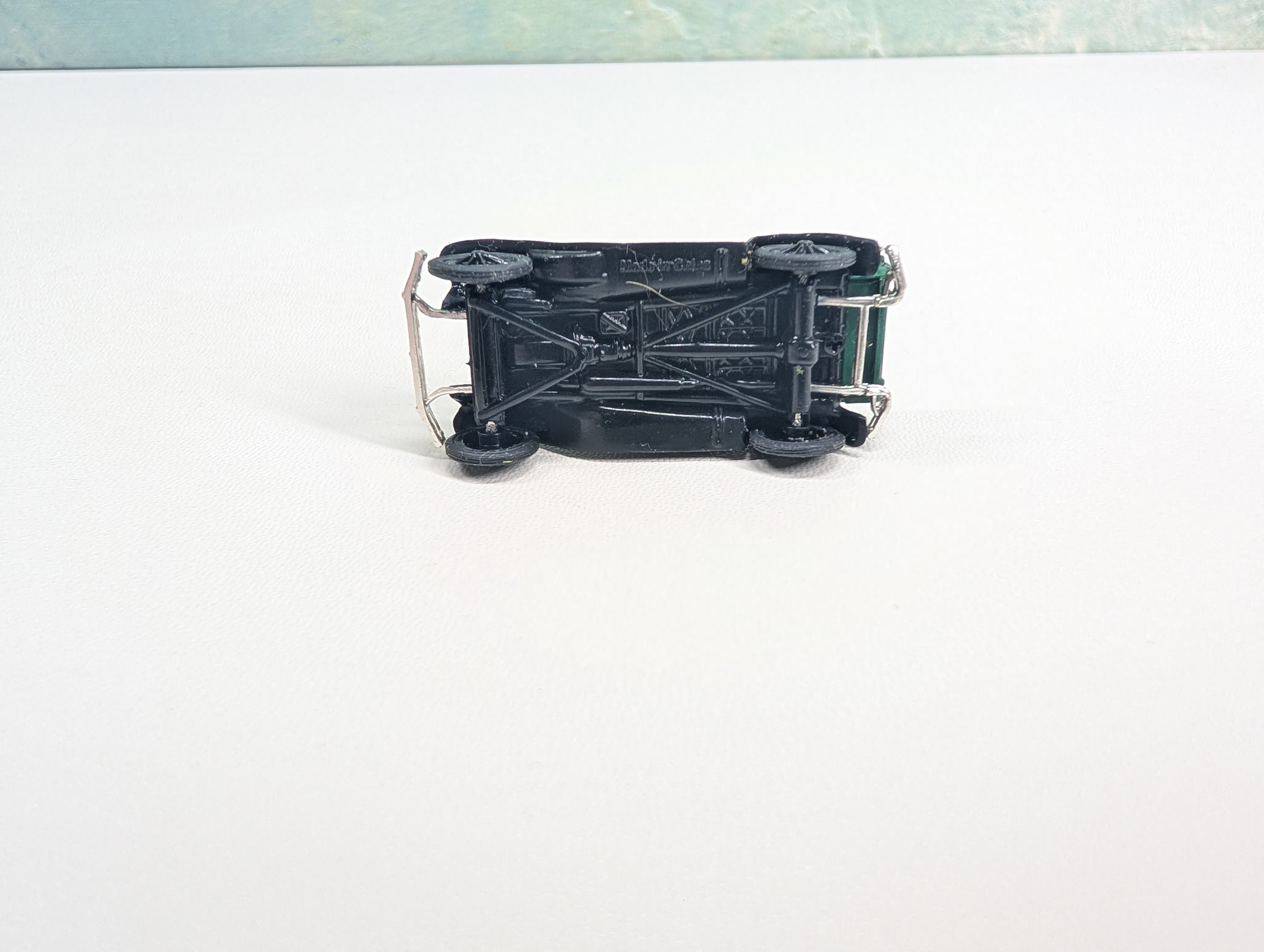 USED Athearn 26422 HO Scale Ford Model A Pick-Up Truck, Green