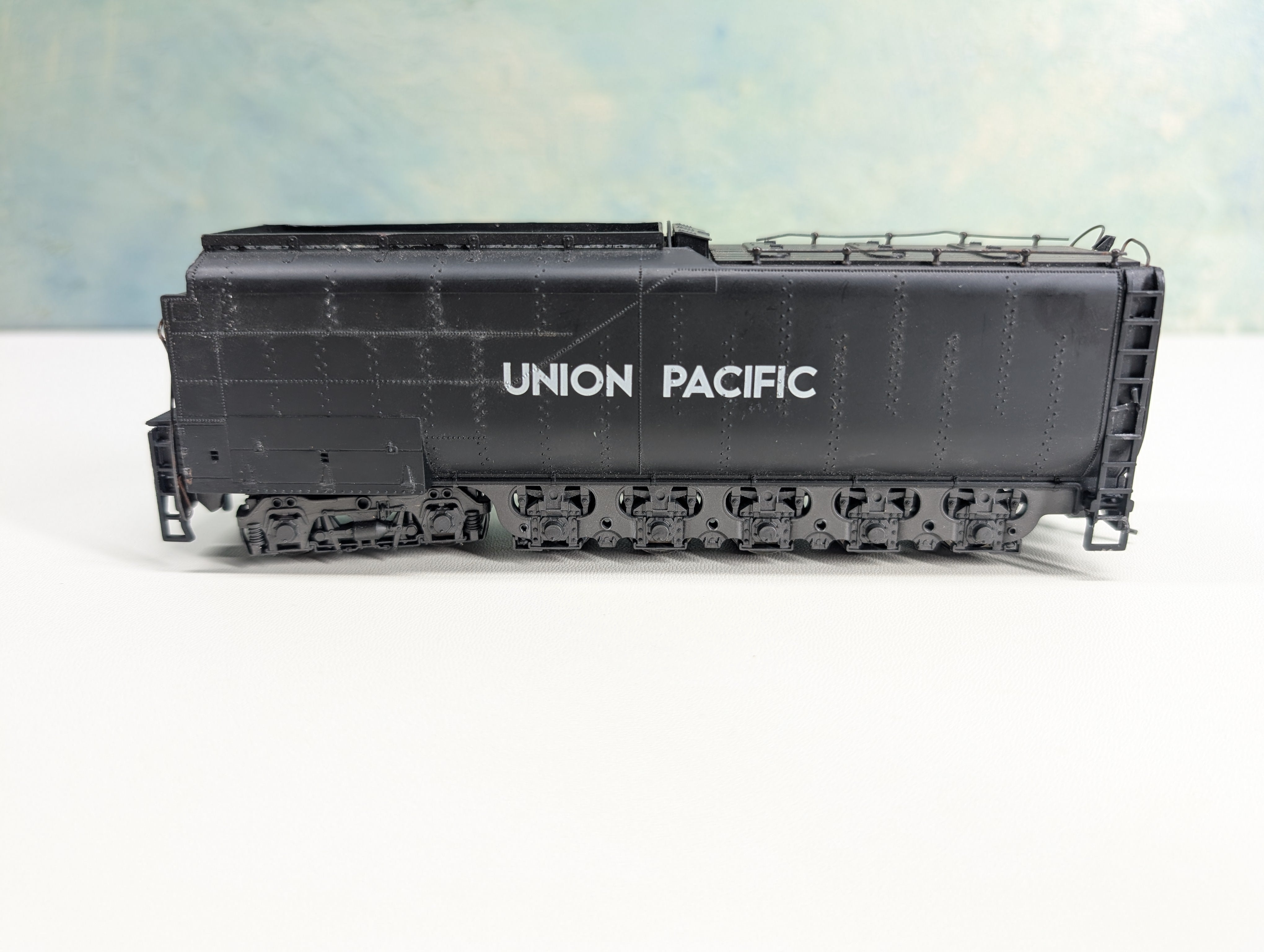 USED Rivarossi HO Scale Big Boy Tender Union Pacific #4000
