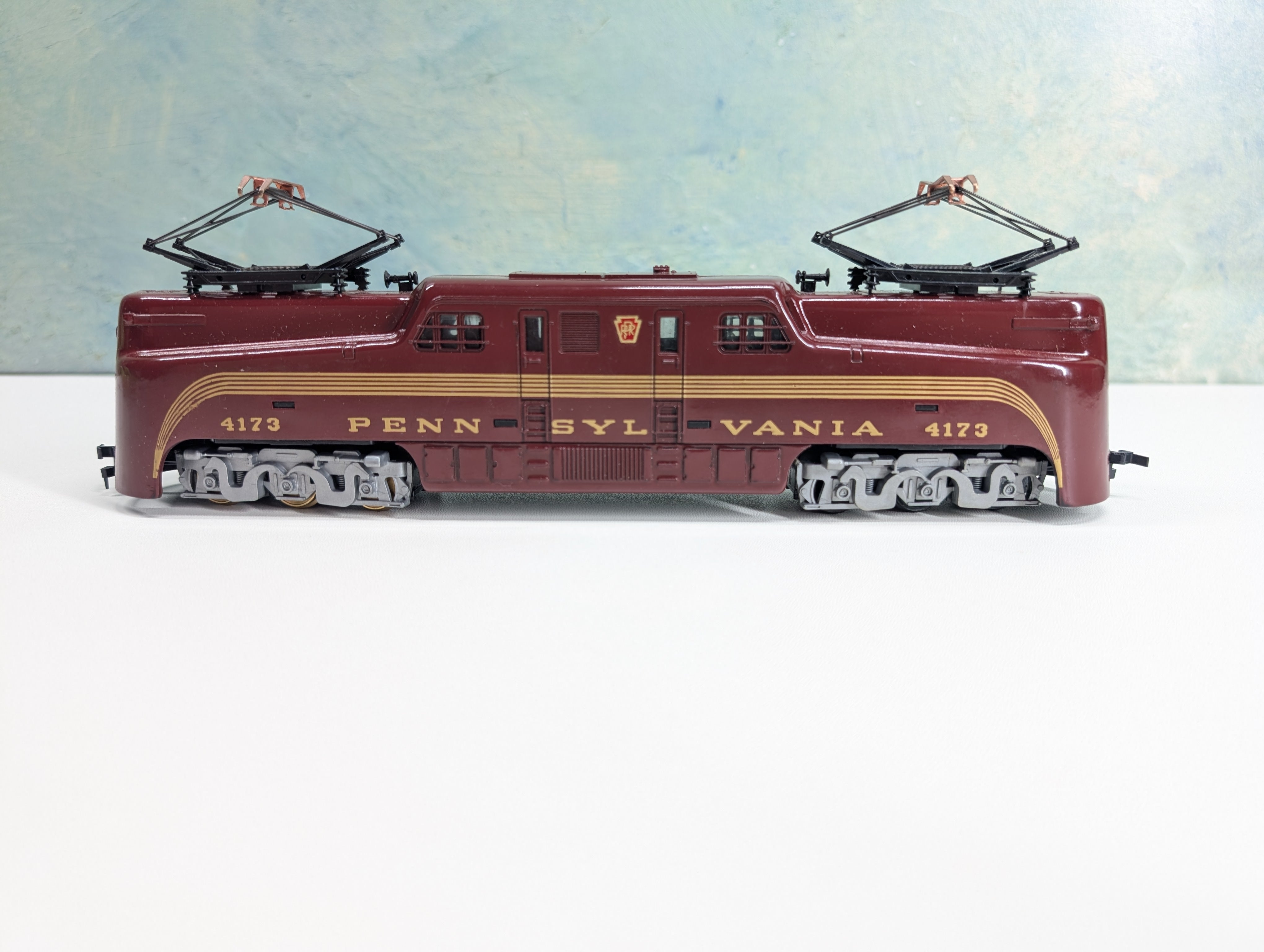 USED Tyco HO Scale GG1 Electric Locomotive Pennsylvania #4173 Parts/Repairs DC