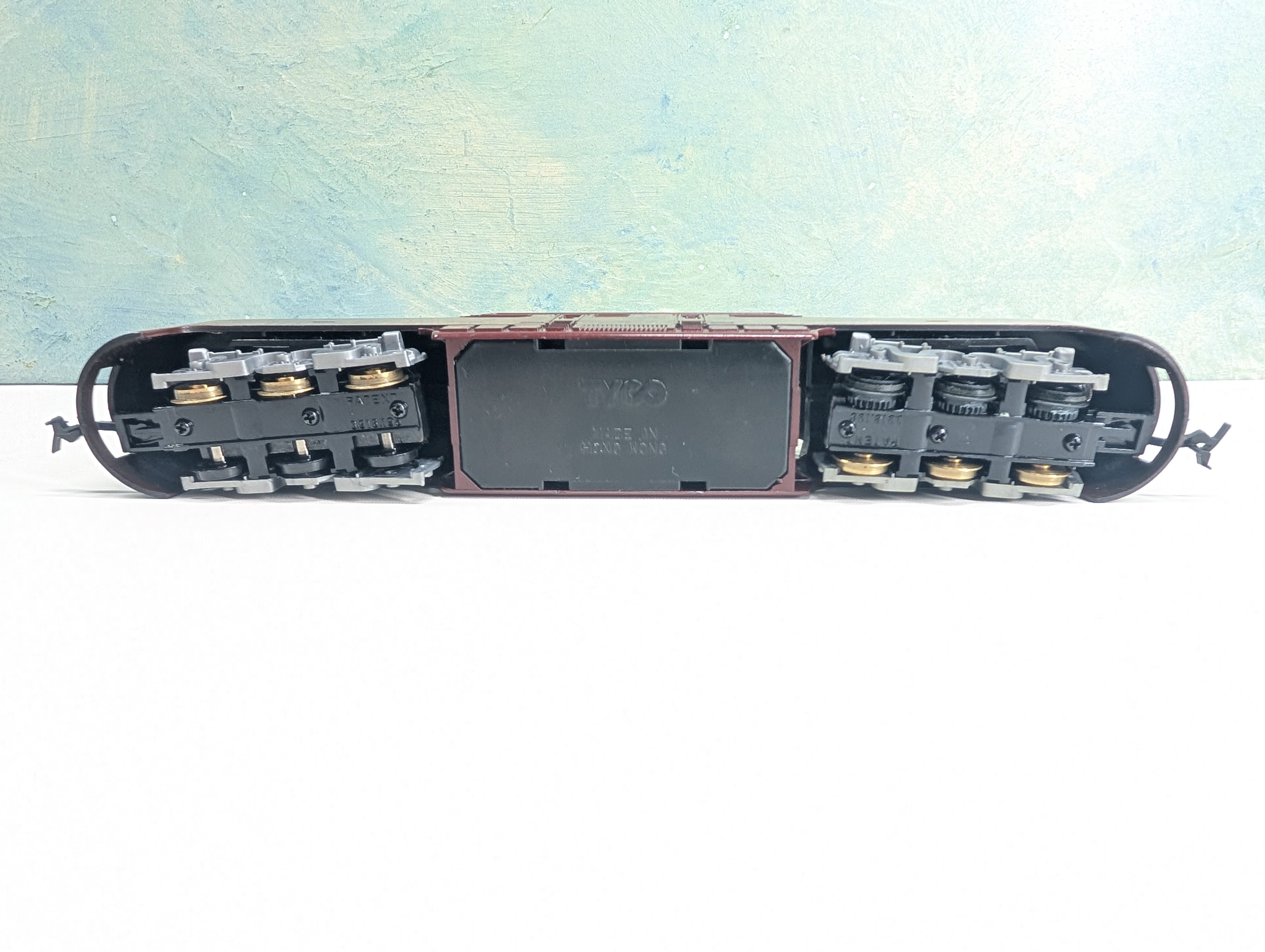 USED Tyco HO Scale GG1 Electric Locomotive Pennsylvania #4173 Parts/Repairs DC