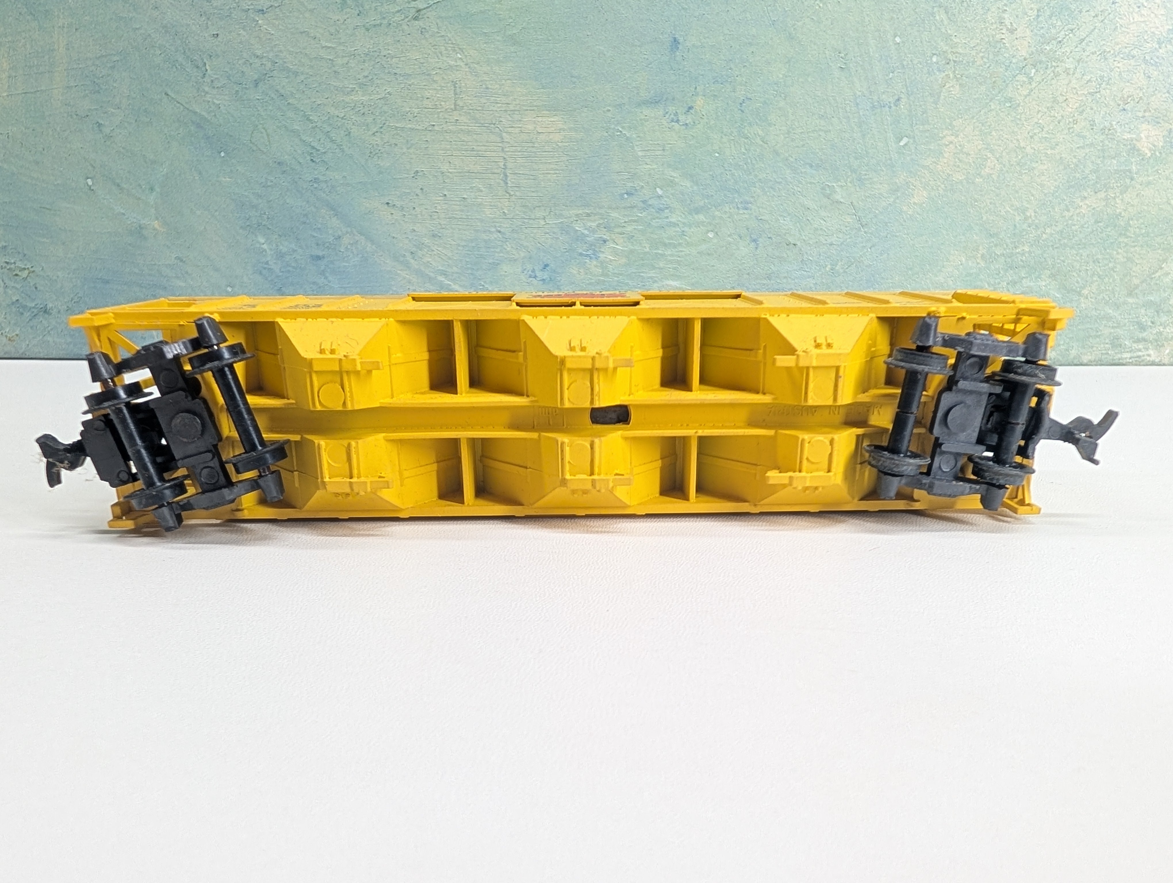 USED HO Scale 3 Bay Covered Hopper Warp's Plastics NAHX #36539