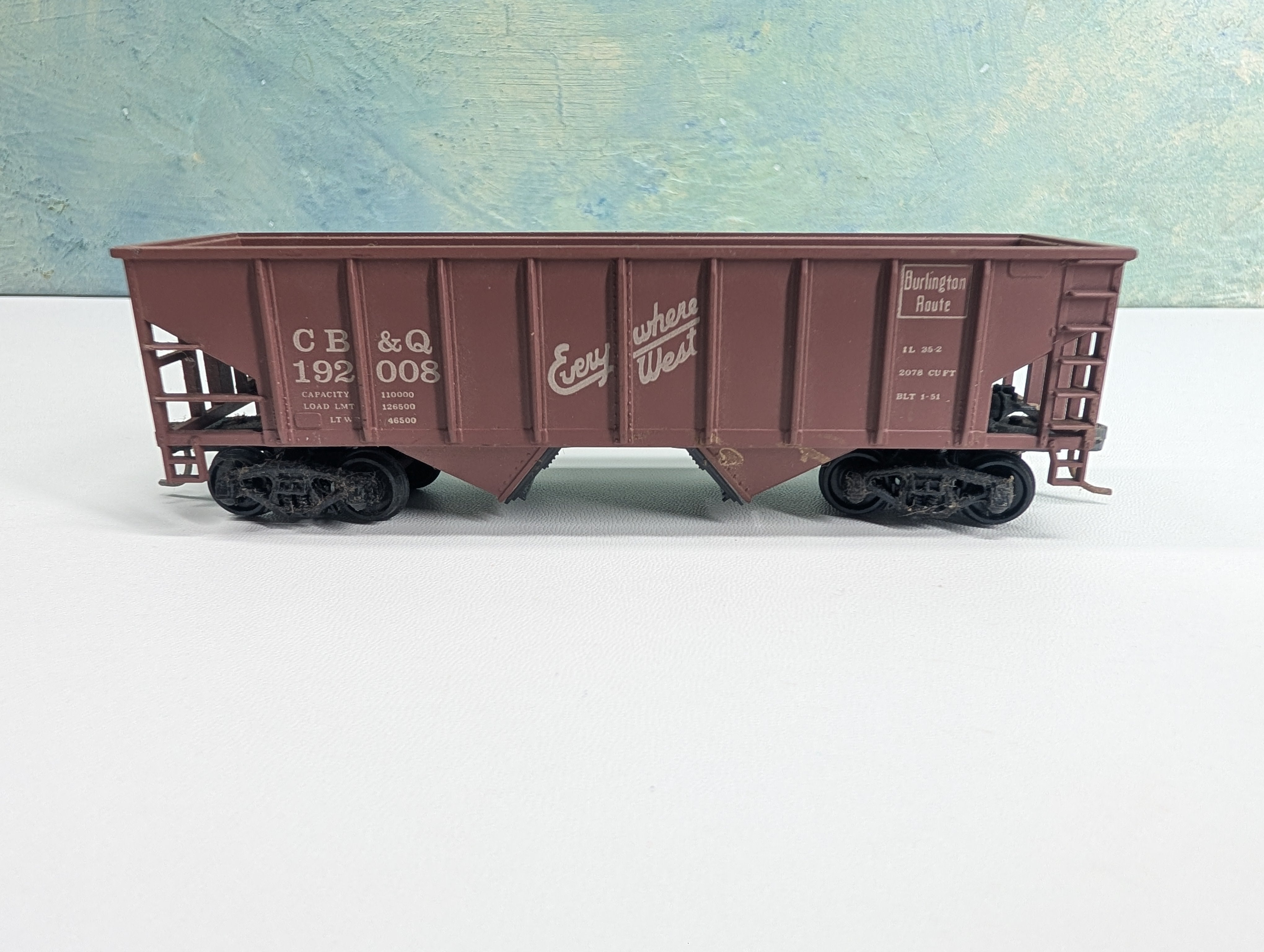 USED HO Scale 2 Bay Hopper Burlington CB&Q #192008