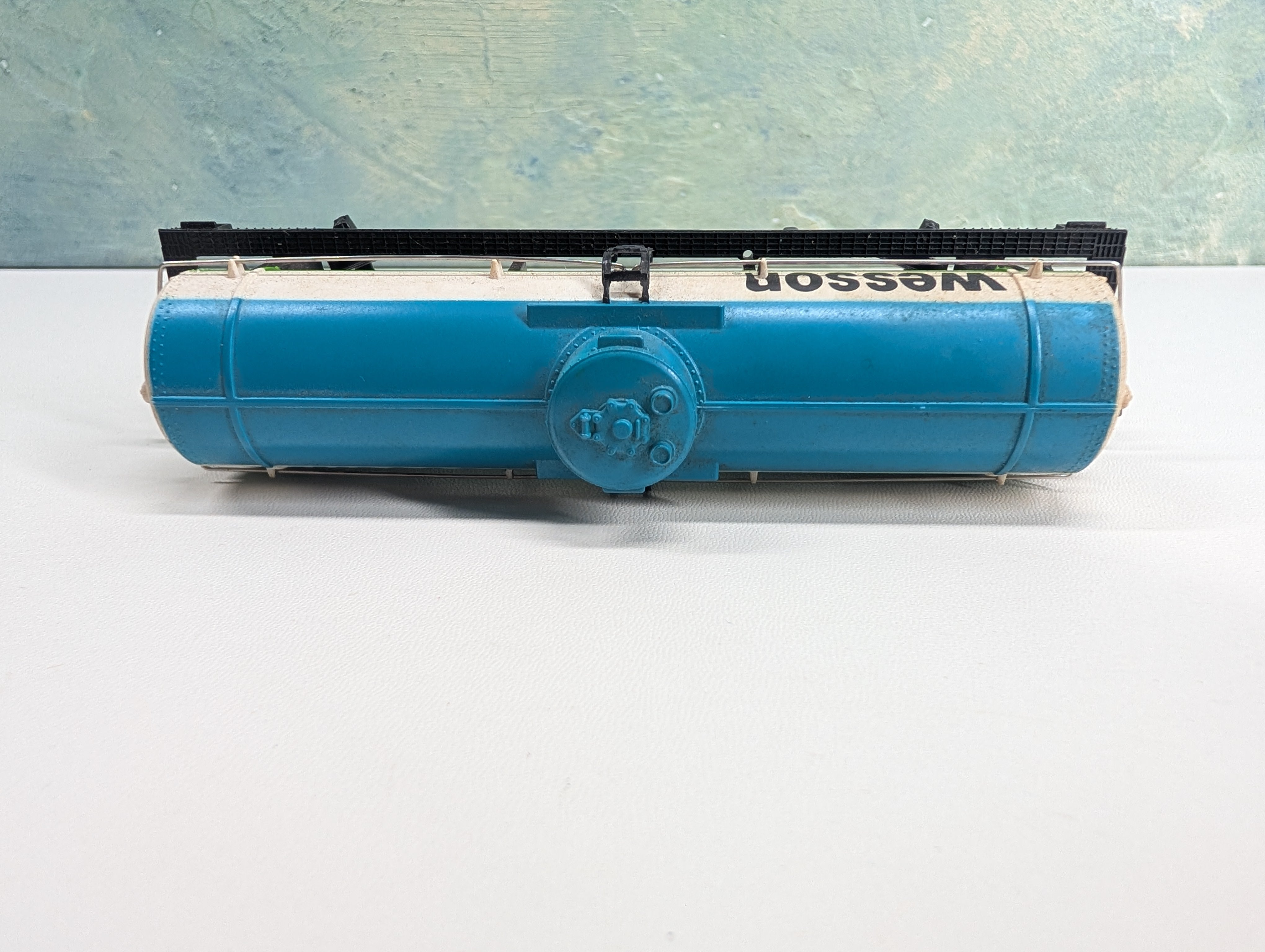 USED Tyco HO Scale Single Dome Tank Car Wesson Pure Vegetable Oil GATX #9876