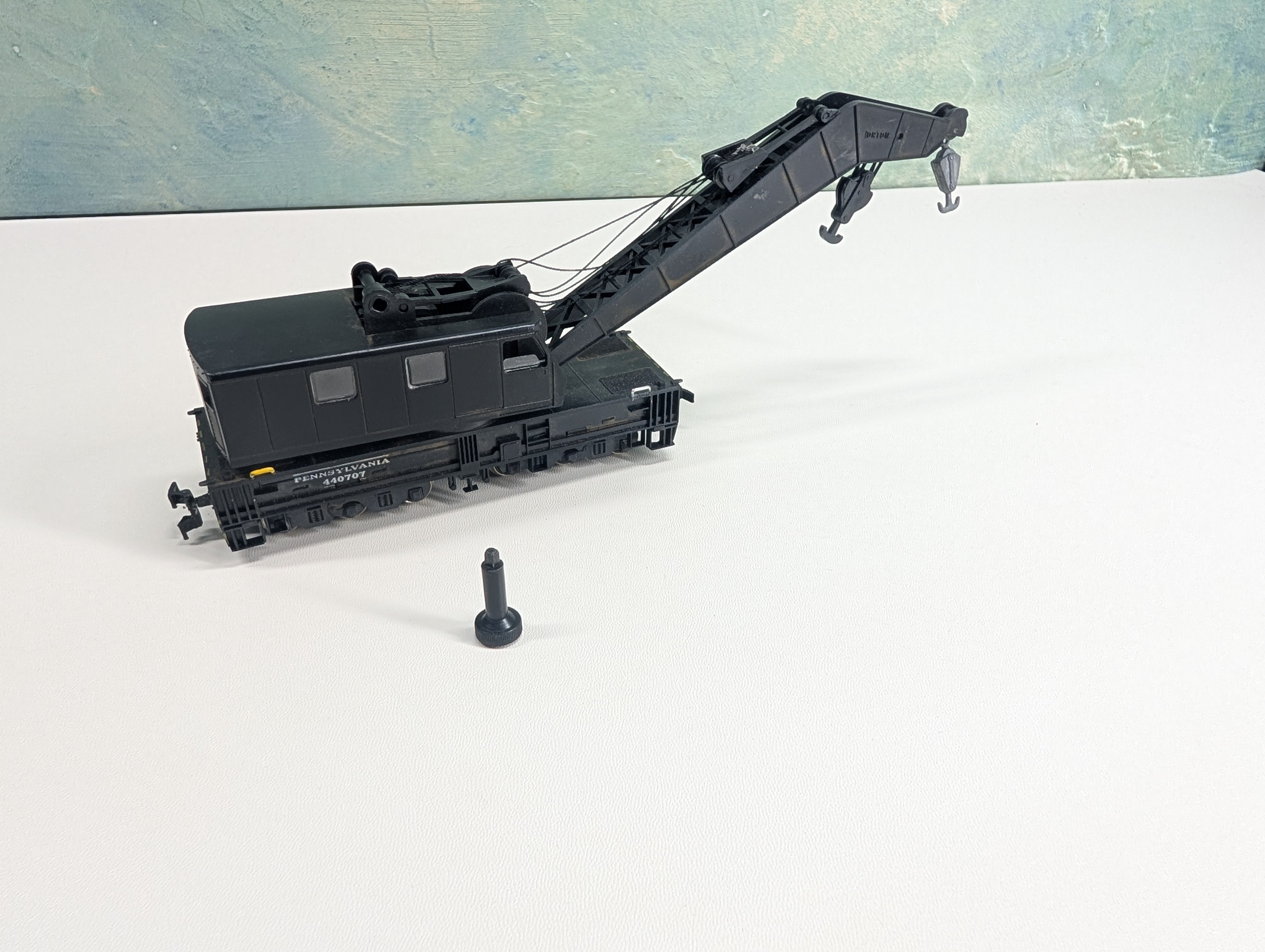 USED AHM HO Scale Wrecking Crane Pennsylvania PRR #440707