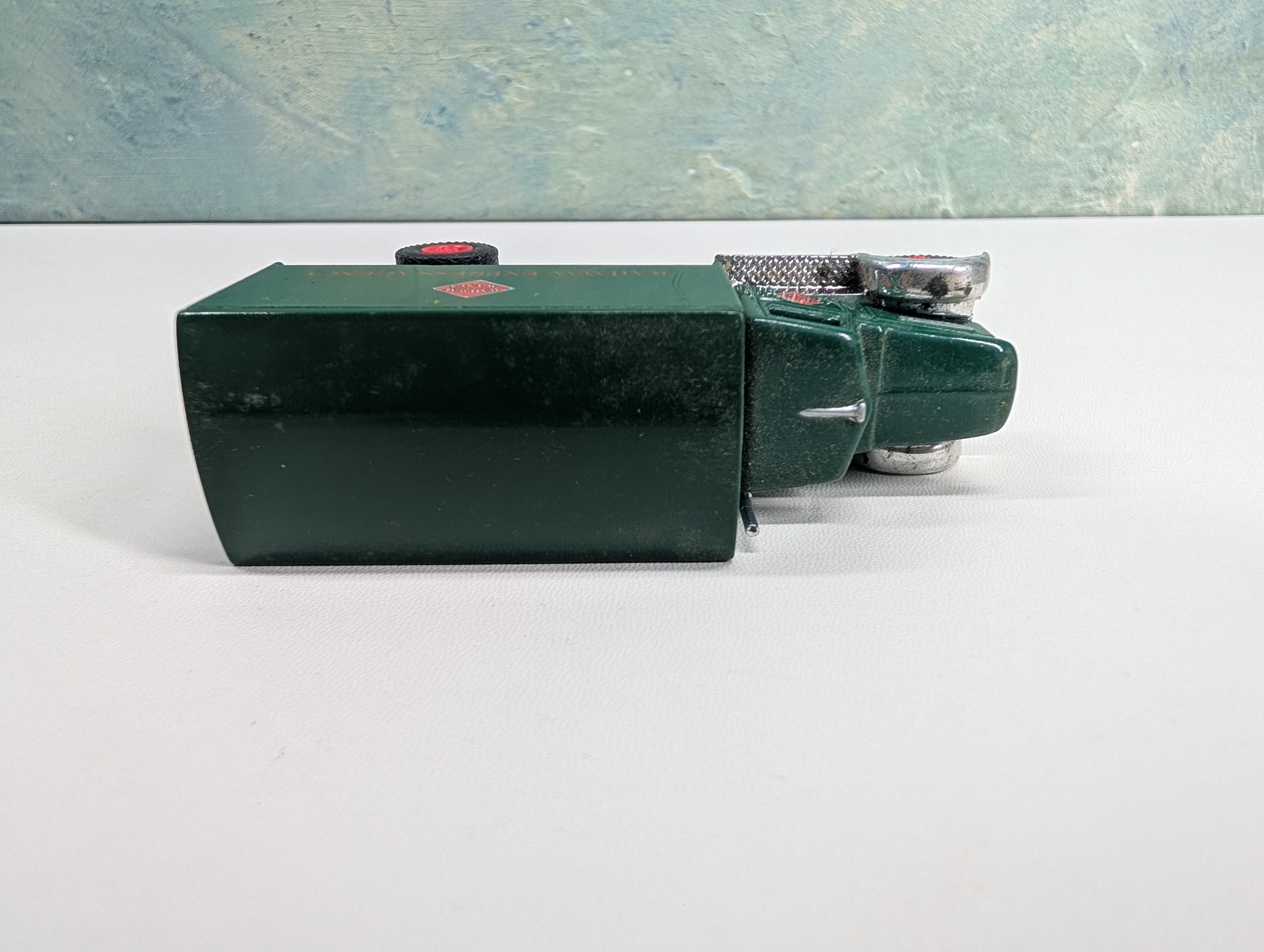 USED IMEX HO Scale REA Box Truck