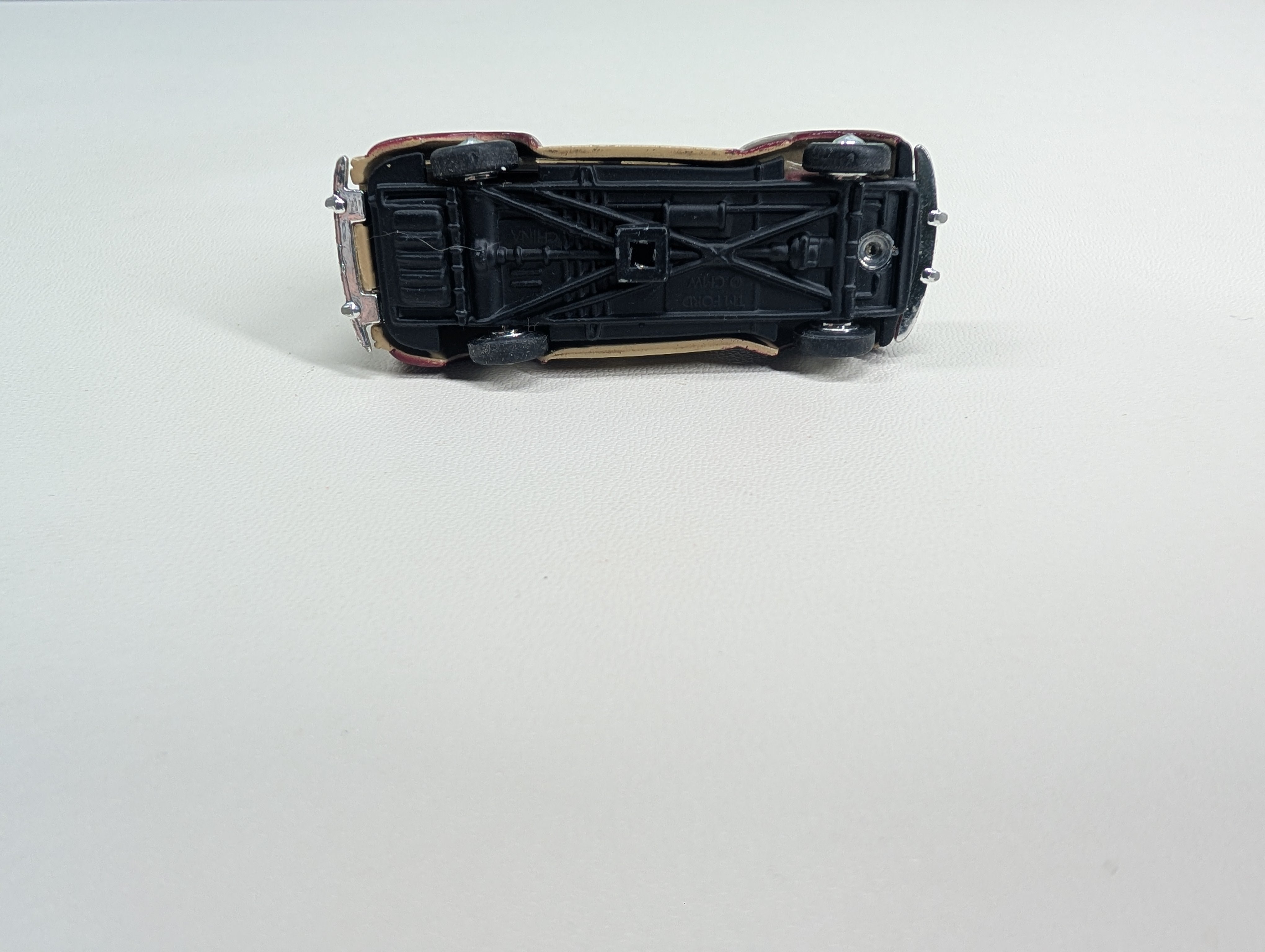 USED Classic Metal Works HO Scale 1940 Ford Woodie