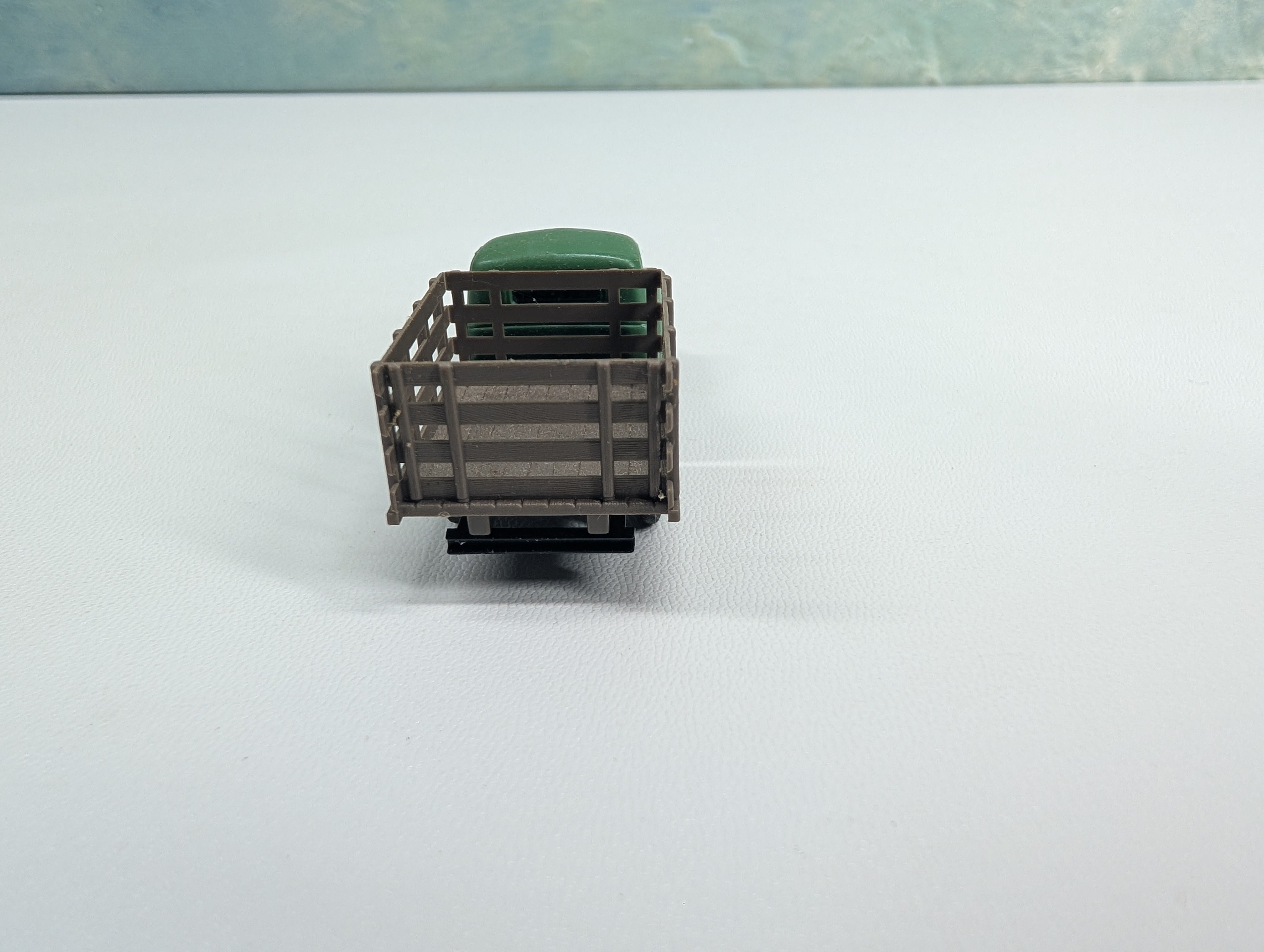 USED Busch HO Scale 1950 Chevy Green Stake Truck Circle O Farm