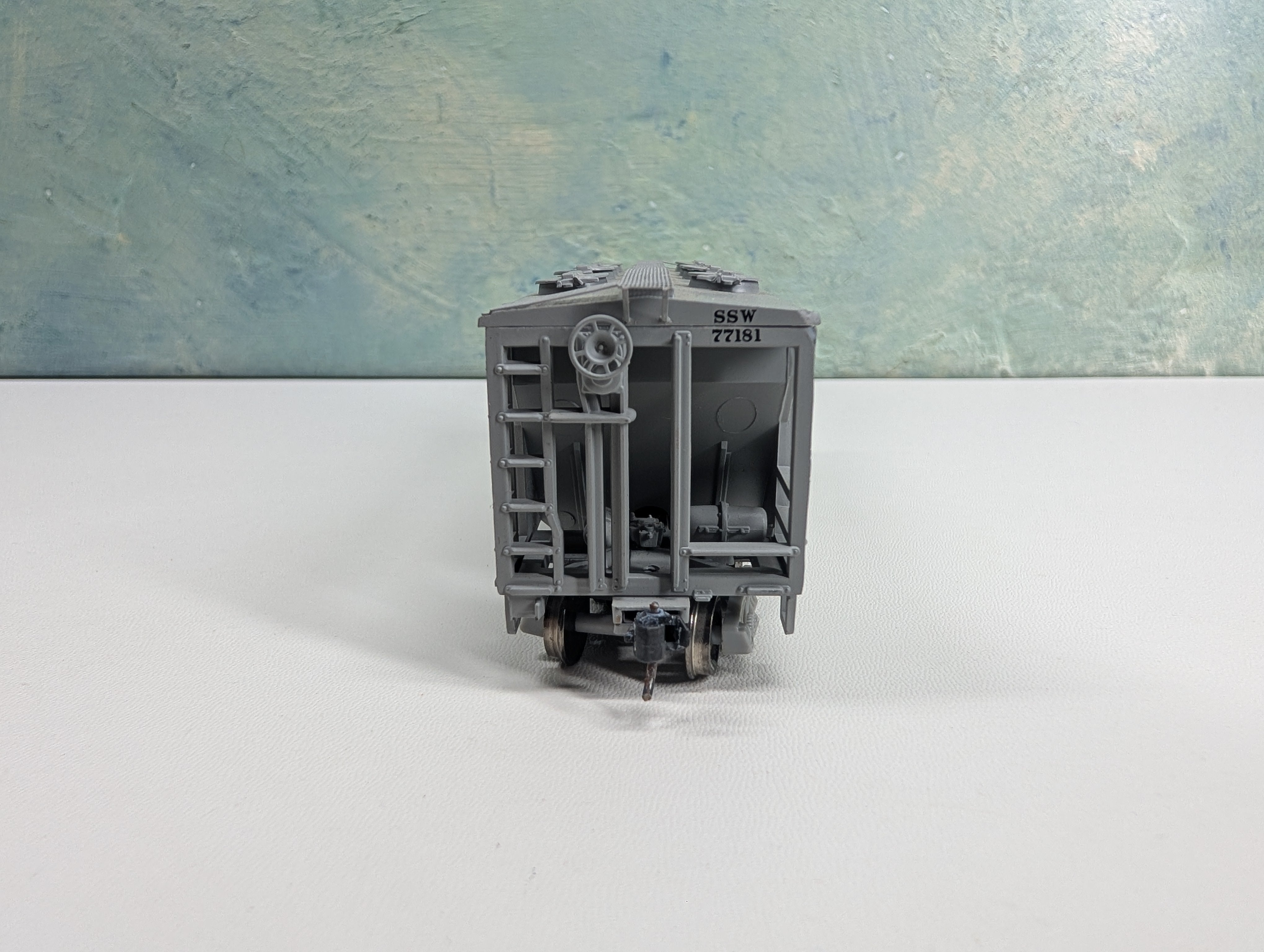USED Athearn 94362 HO Scale PS-2003 Covered Hopper Cotton Belt SSW #77181 Metal Wheels