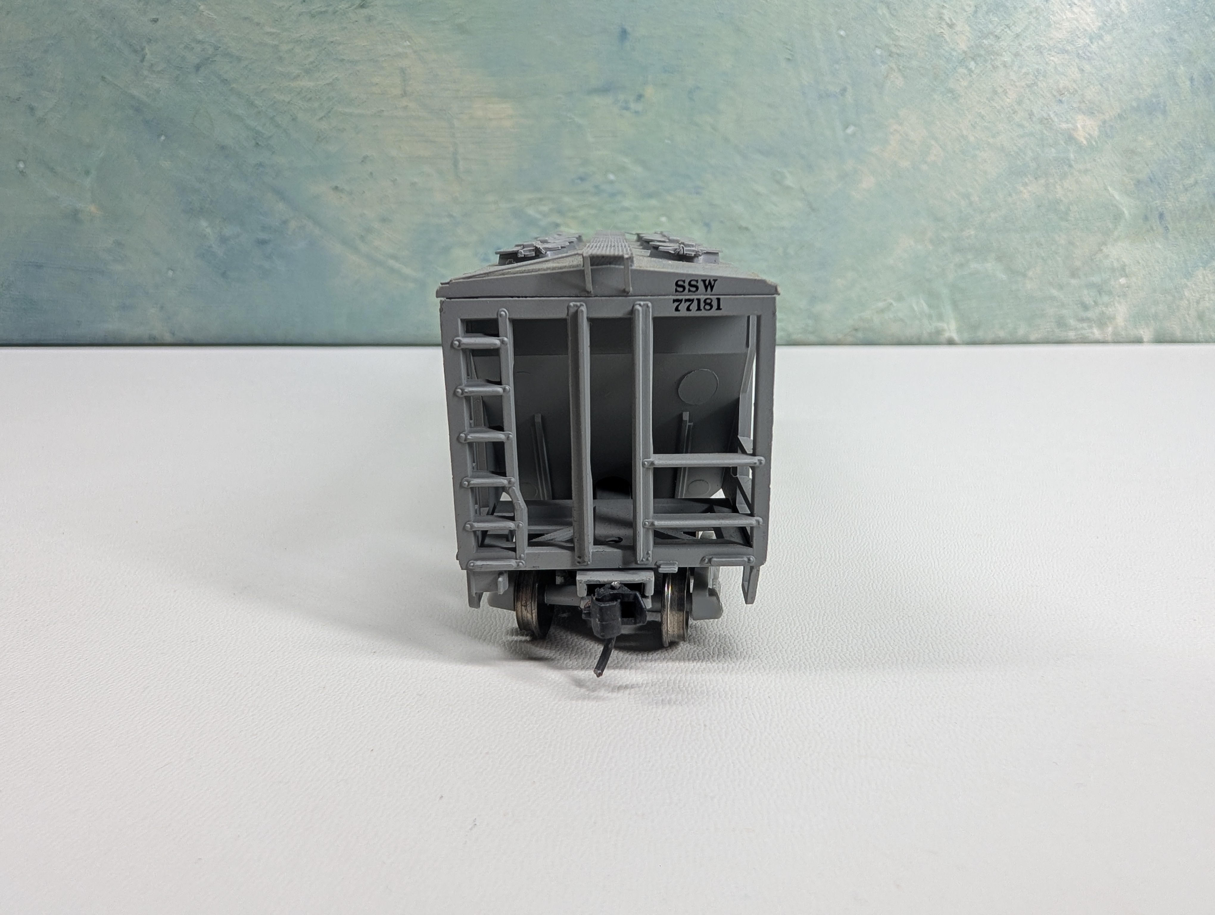 USED Athearn 94362 HO Scale PS-2003 Covered Hopper Cotton Belt SSW #77181 Metal Wheels