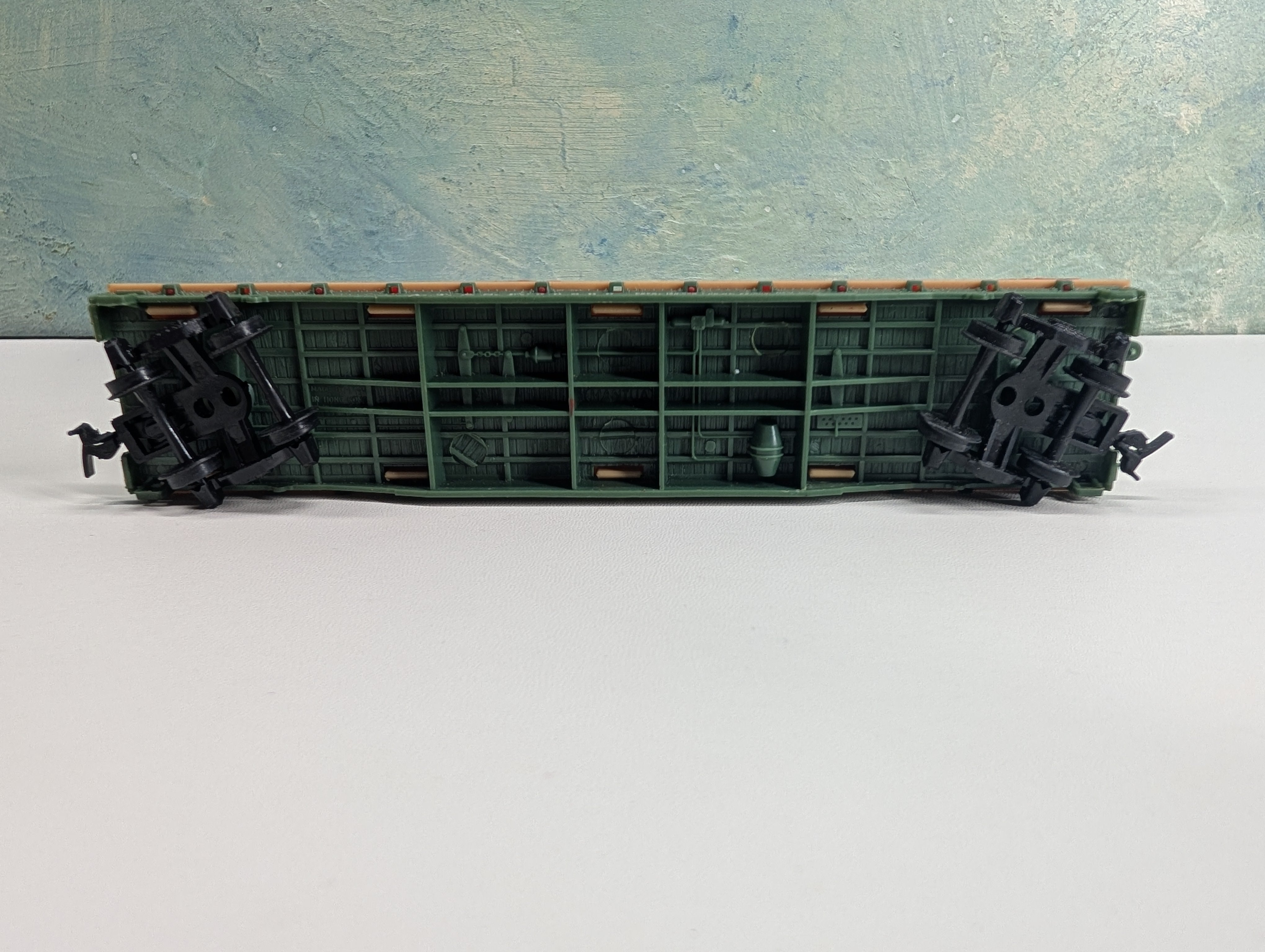 USED Mantua HO Scale 50' Flat Car w/ 2 Trailers Santa Fe ATSF #90806