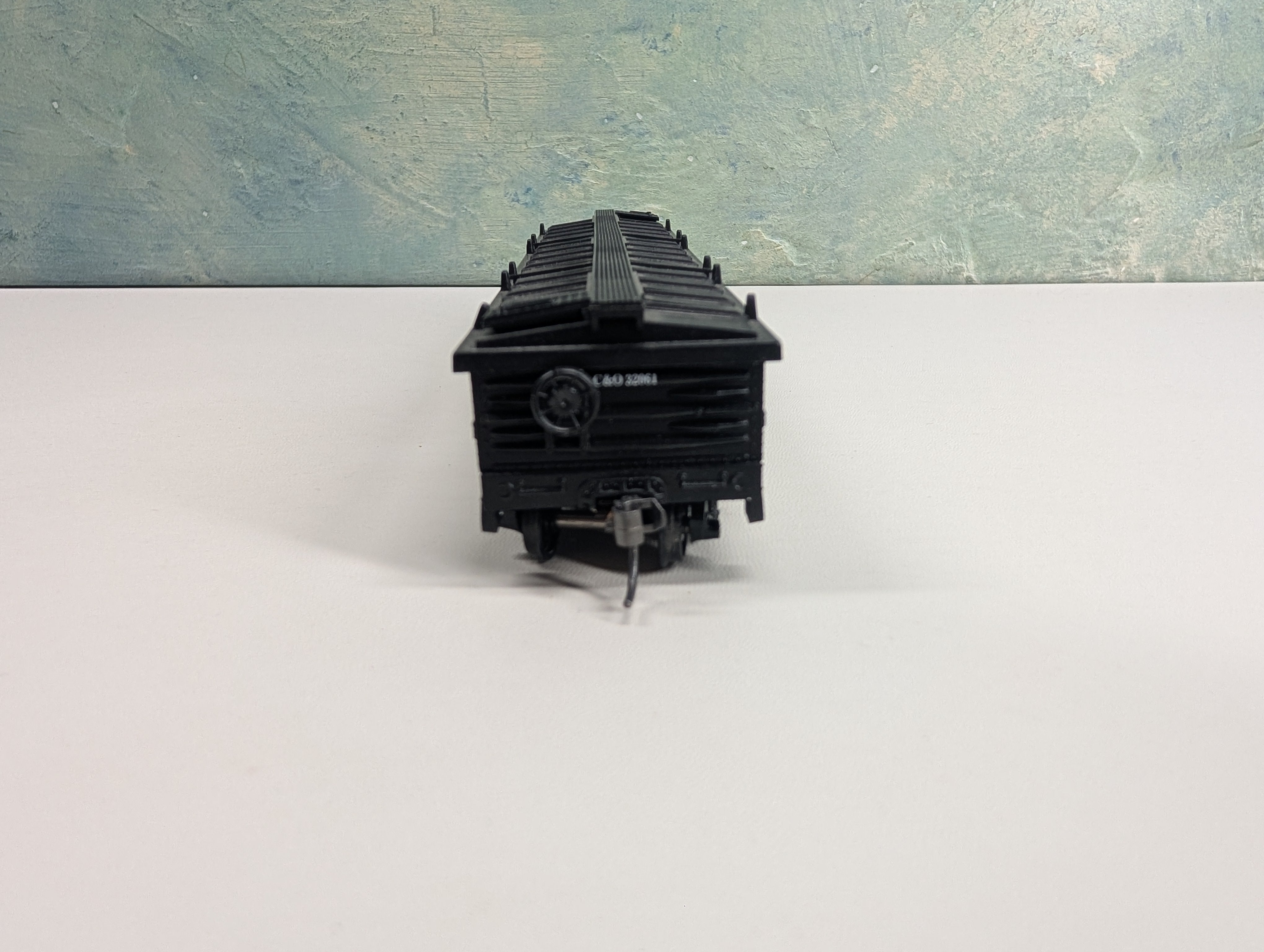 USED Athearn HO Scale 50' Covered Gondola Chesapeake and Ohio C&O #32061