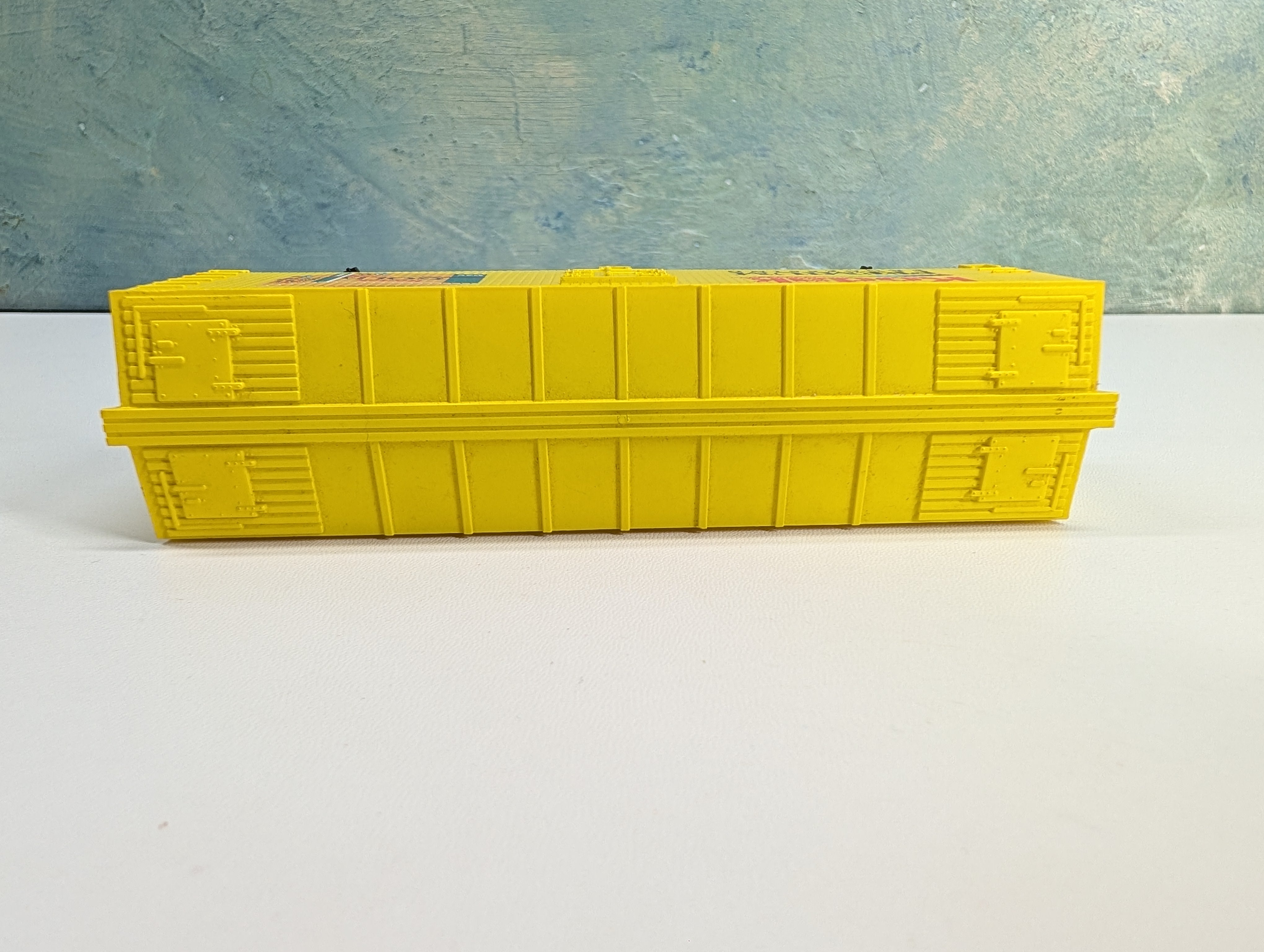 USED Life-Like HO Scale 38' Wooden Reefer Box Car Kodak RARE