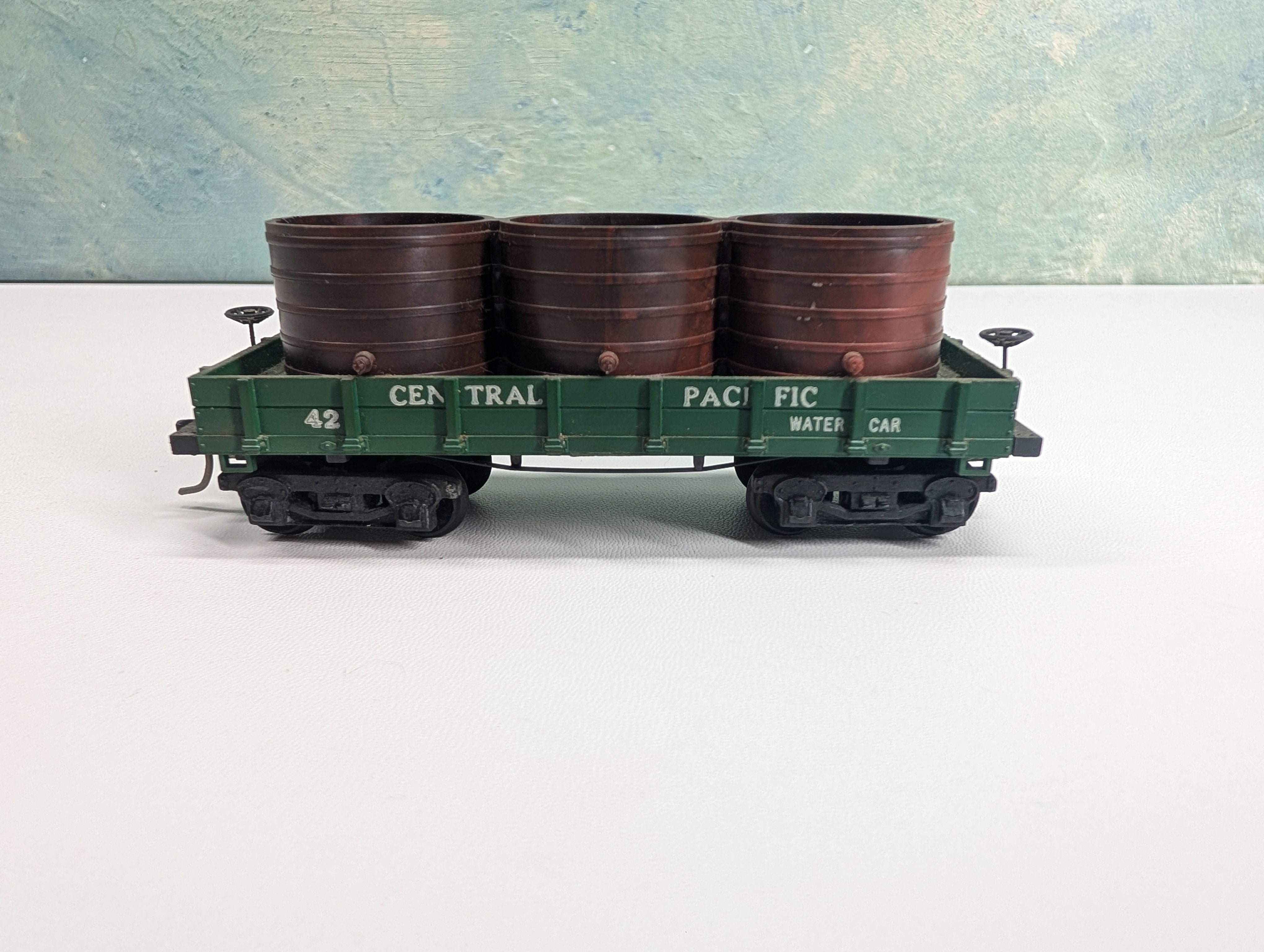 USED Mantua HO Scale 1860 Water Car Central Pacific #42
