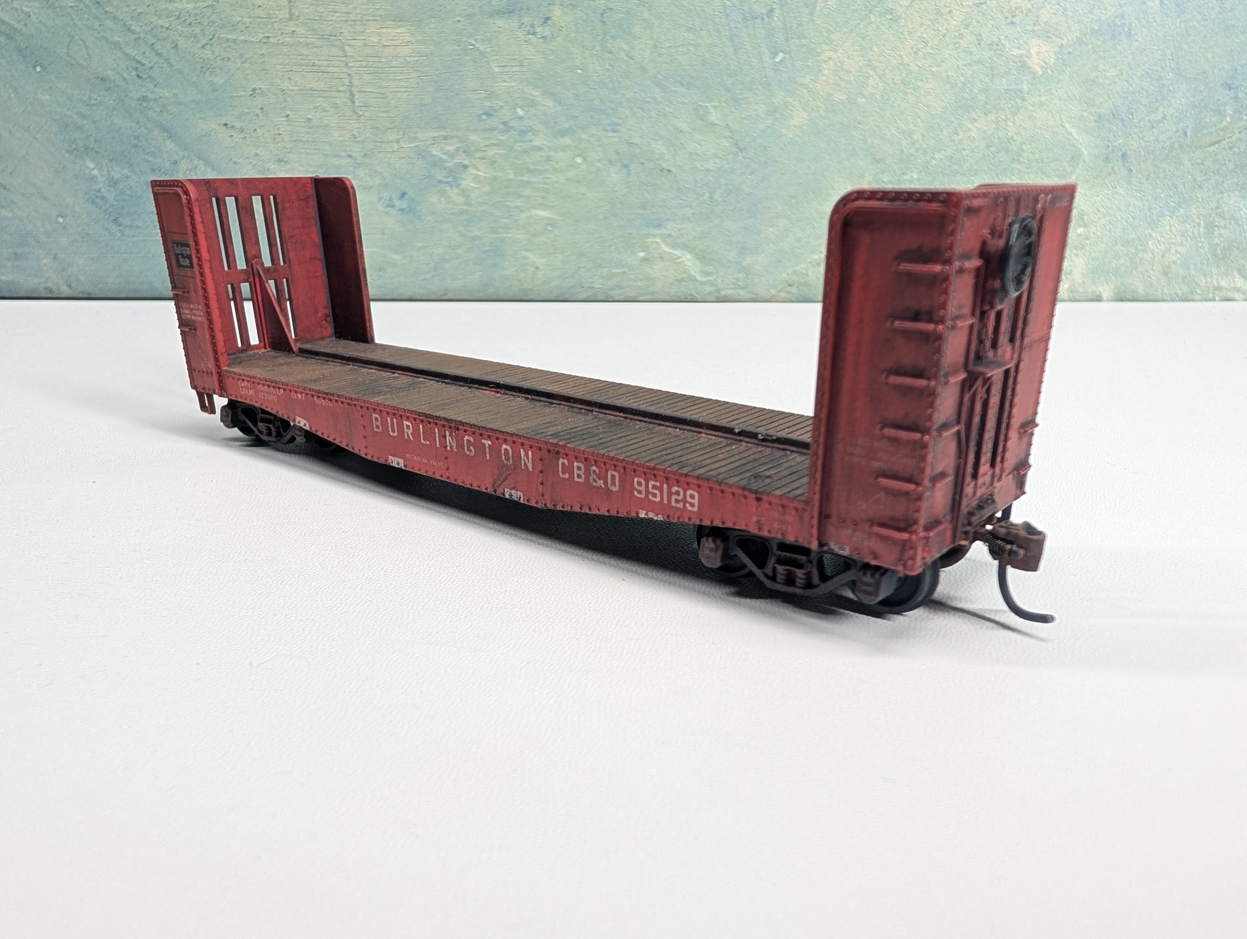 USED Athearn HO Scale 41' Bulkhead Flat Car Burlington CB&Q #95129 Weathering