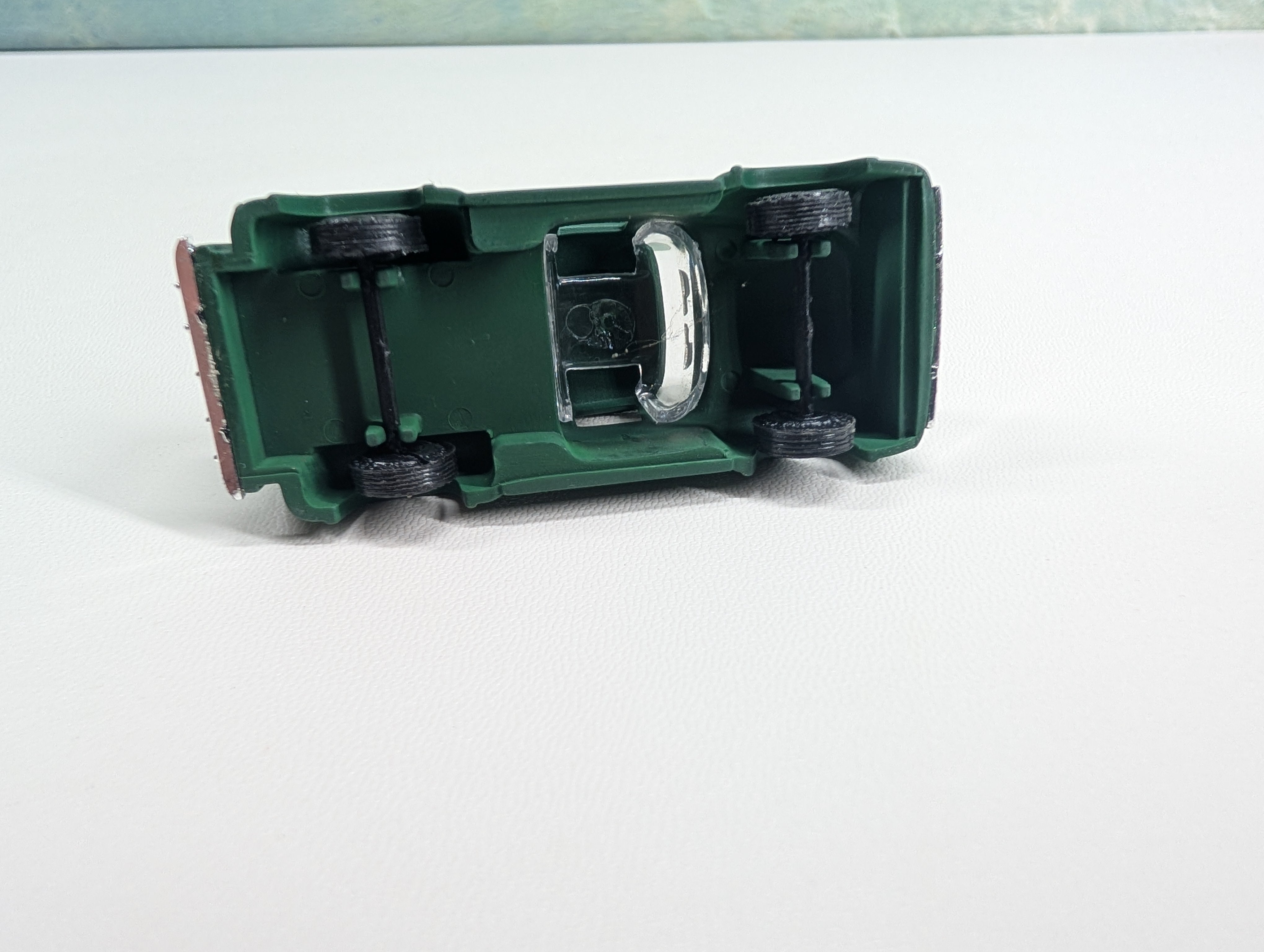 USED HO Scale Green Pick-Up Truck