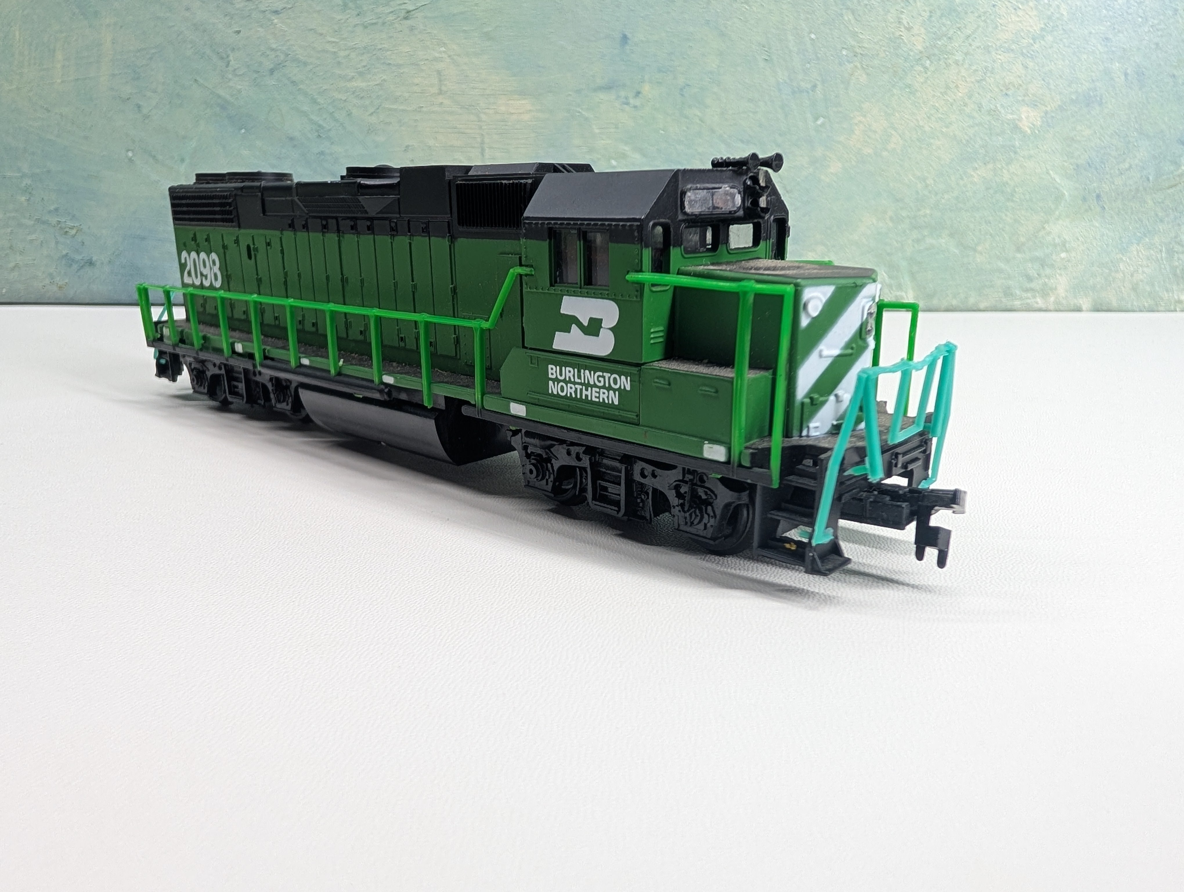USED Life-Like HO Scale GP38 Diesel Locomotive Burlington Northern BN #2098 Tested! DC