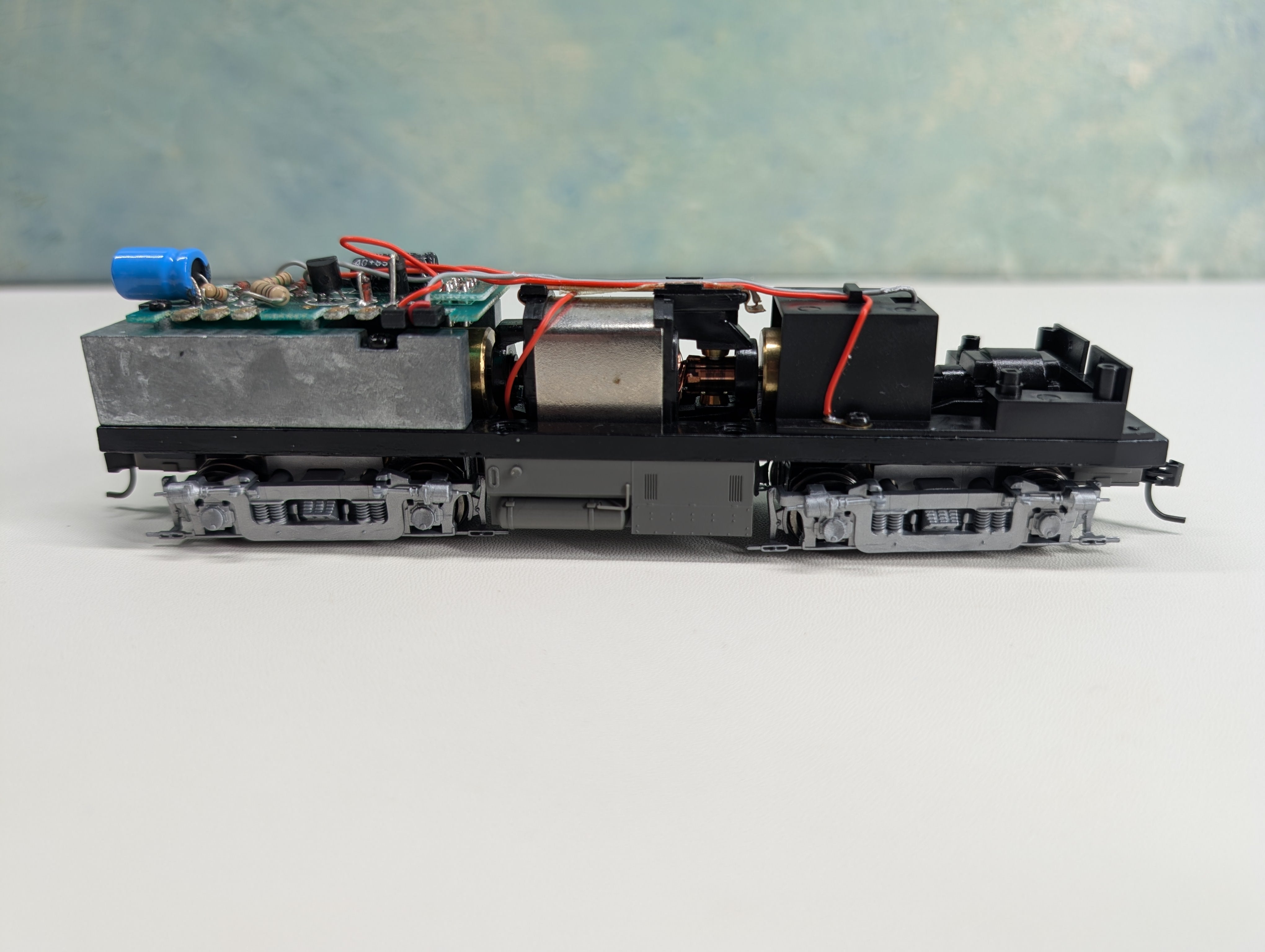 USED Life-Like HO Scale Proto 2000 FB1 Diesel Locomotive Union Pacific UP #1600B Tested! DC KIT