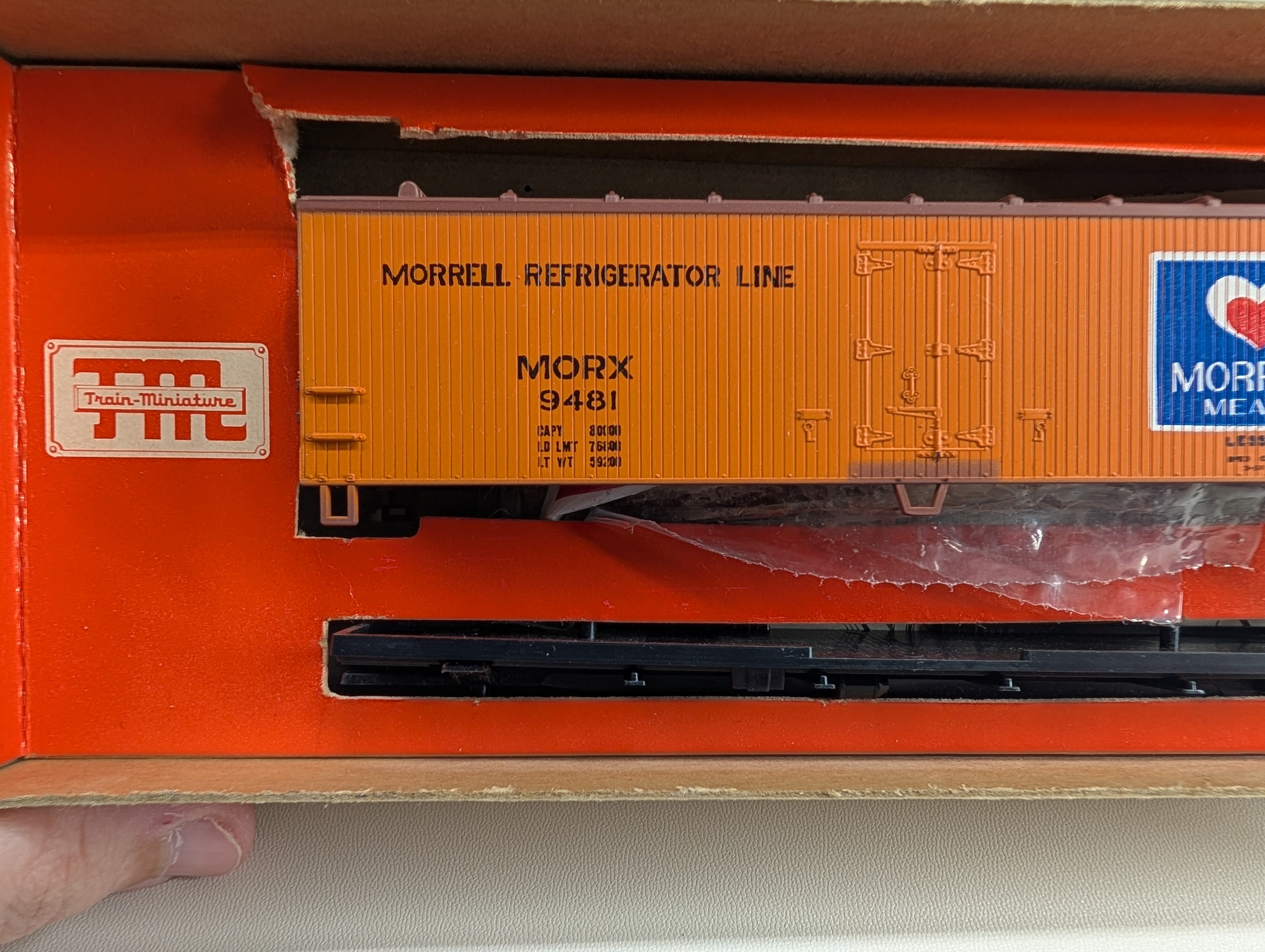 USED TRAIN MINIATURE 8066 HO Scale Double Sheathed Reefer Box Car Morrell Meats MORX #9481 KIT