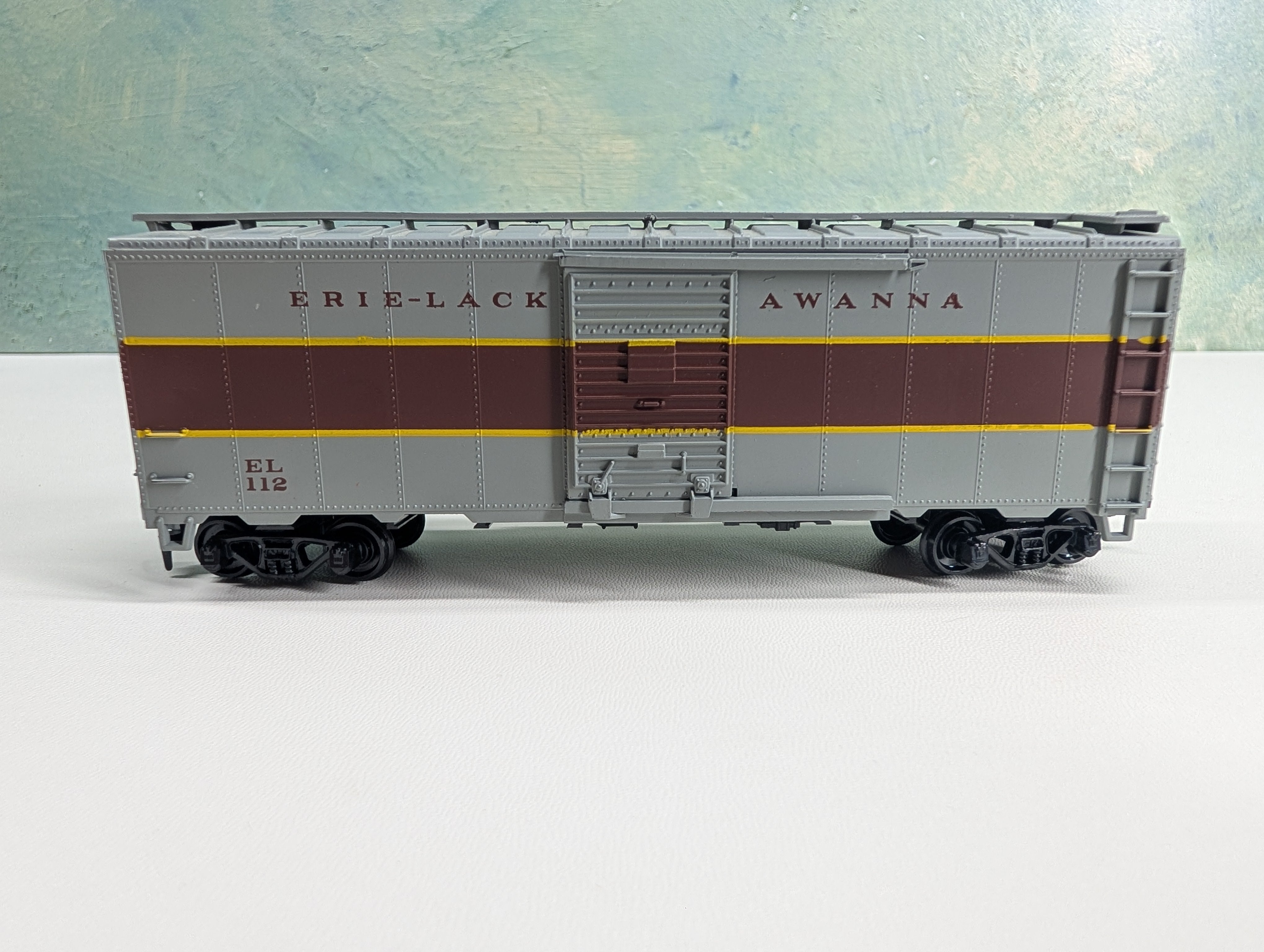 USED Athearn #1153-3 HO Scale 40' Box Car Erie Lackawanna EL #112 Bev-Bel