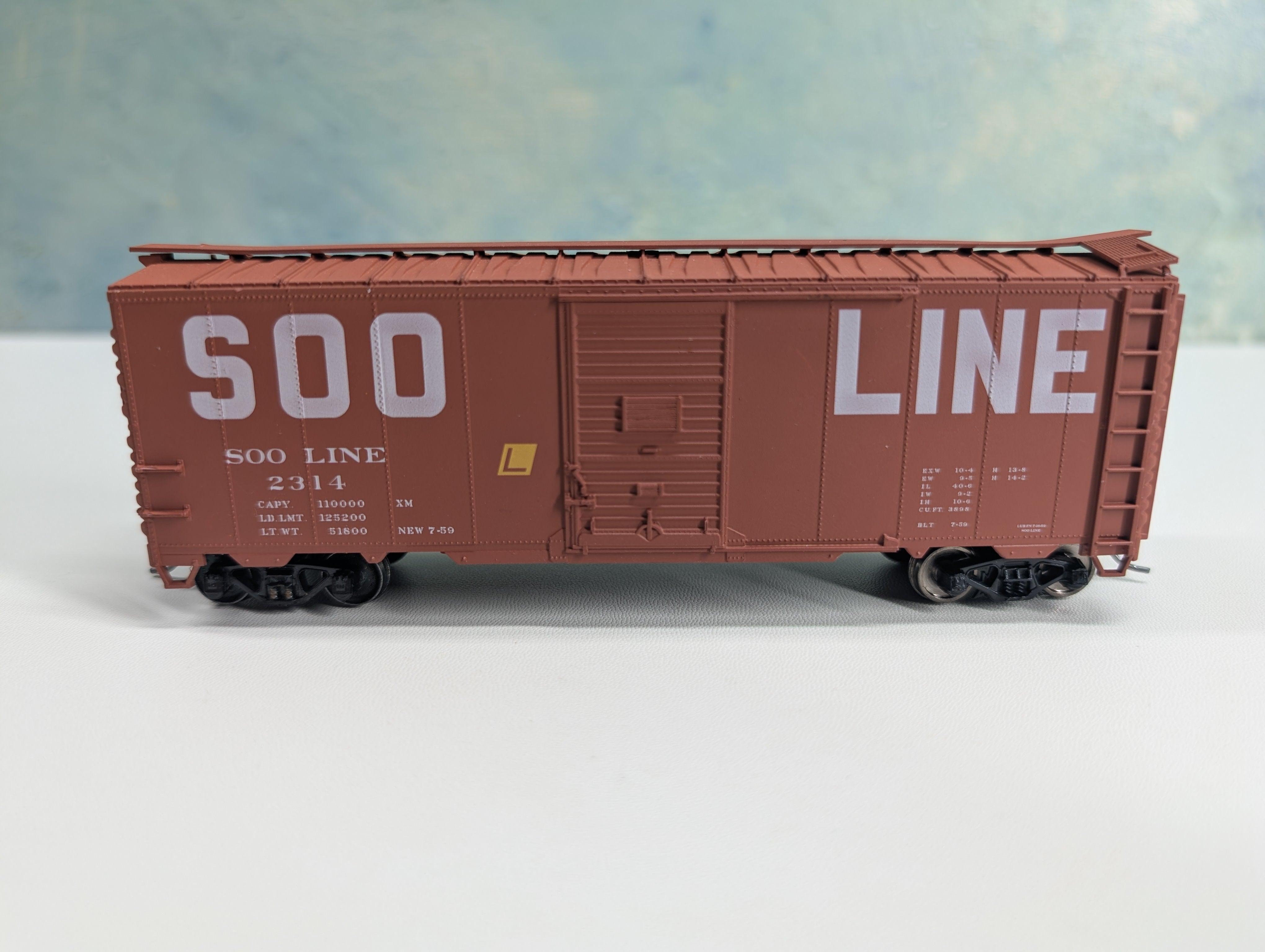 USED Accurail 35619 HO Scale 40' Riveted Steel Box Car SOO Line #2314 Metal Wheels