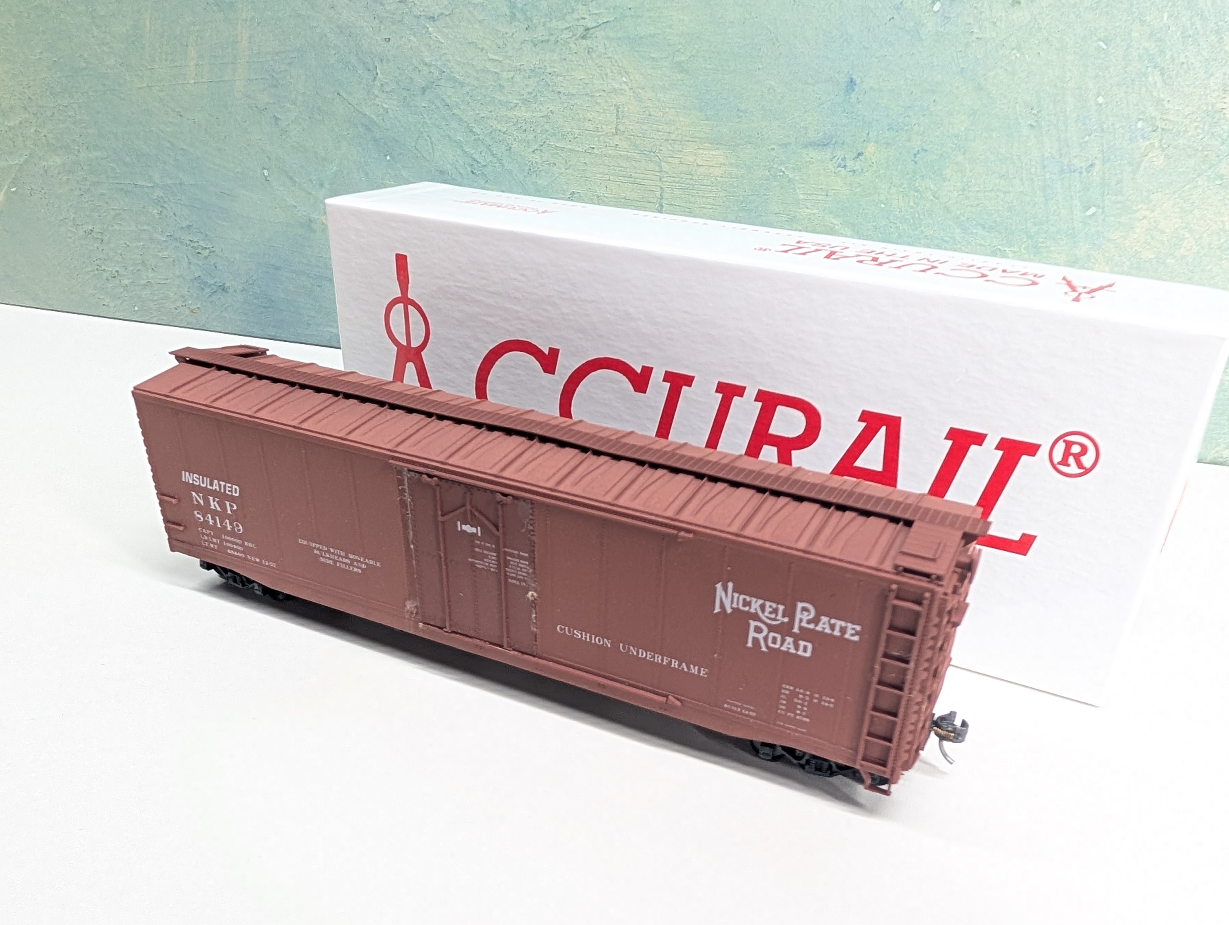 USED Accurail 5106 HO Scale 50' Insulated Steel Box Car Nickel Plate Road NKP #84149