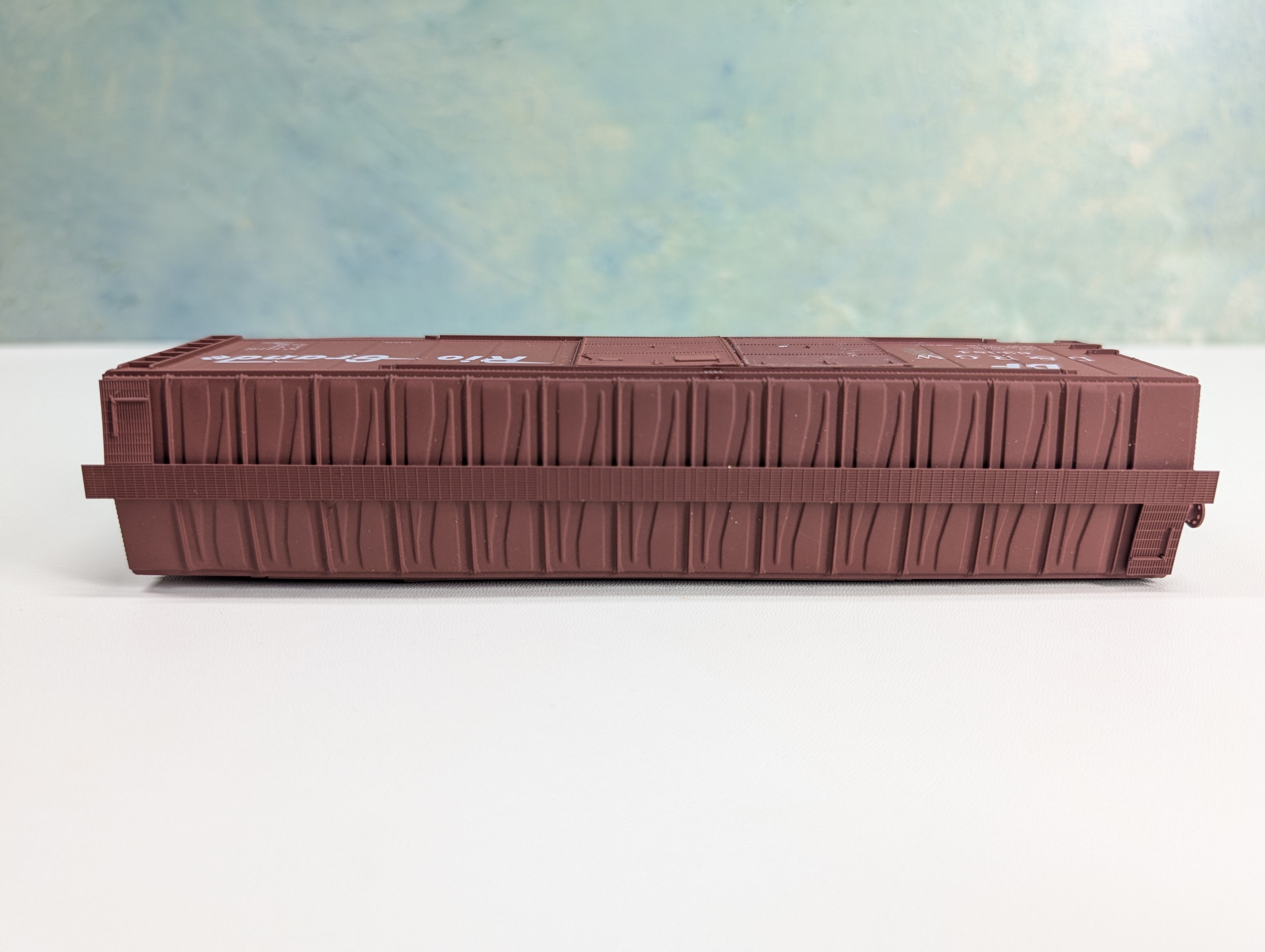 USED Accurail 52051 HO Scale 50' DD Steel Box Car Rio Grande D&RGW #63684 Metal Wheels