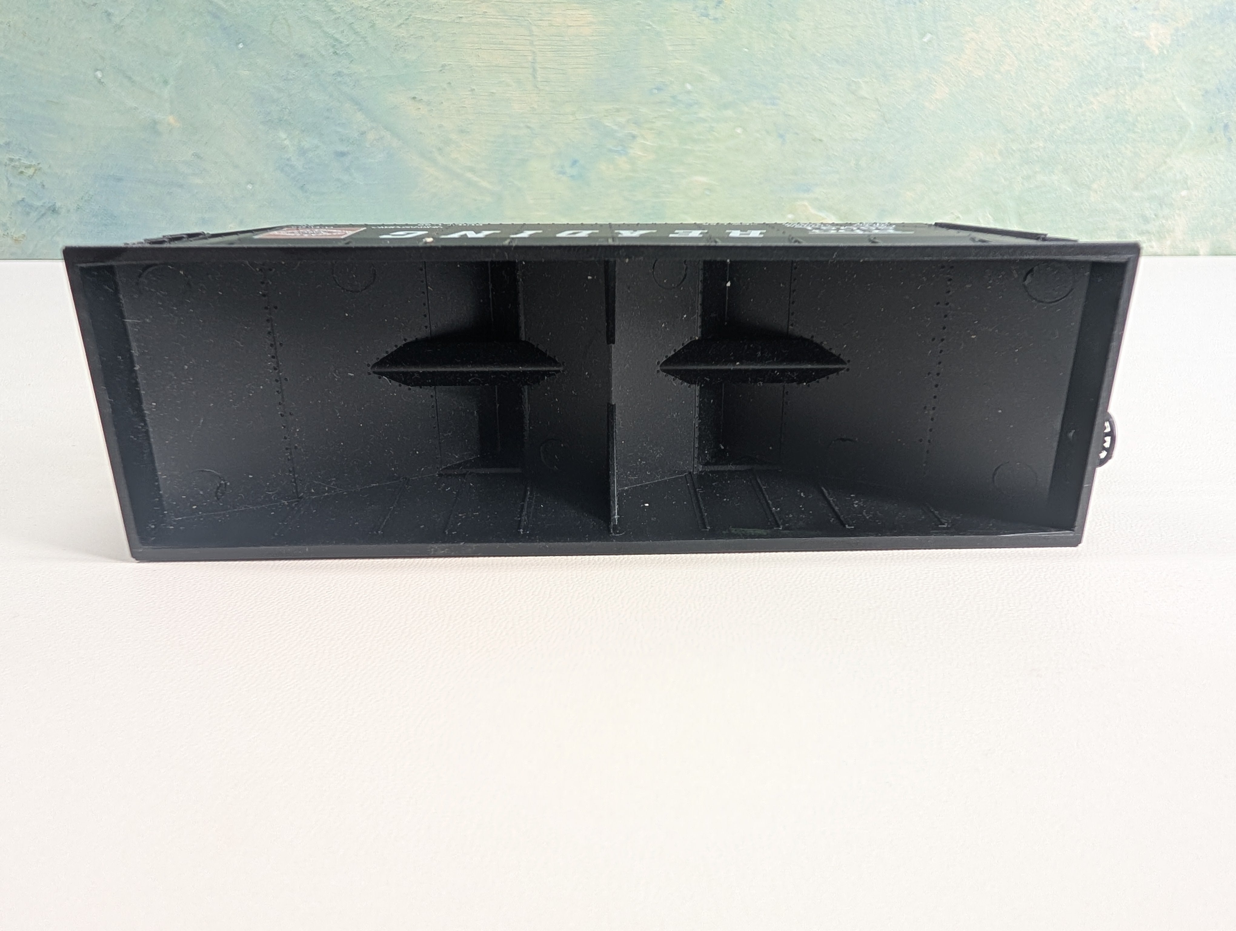 USED Athearn HO Scale 2 Bay Hopper Reading RDG #86081