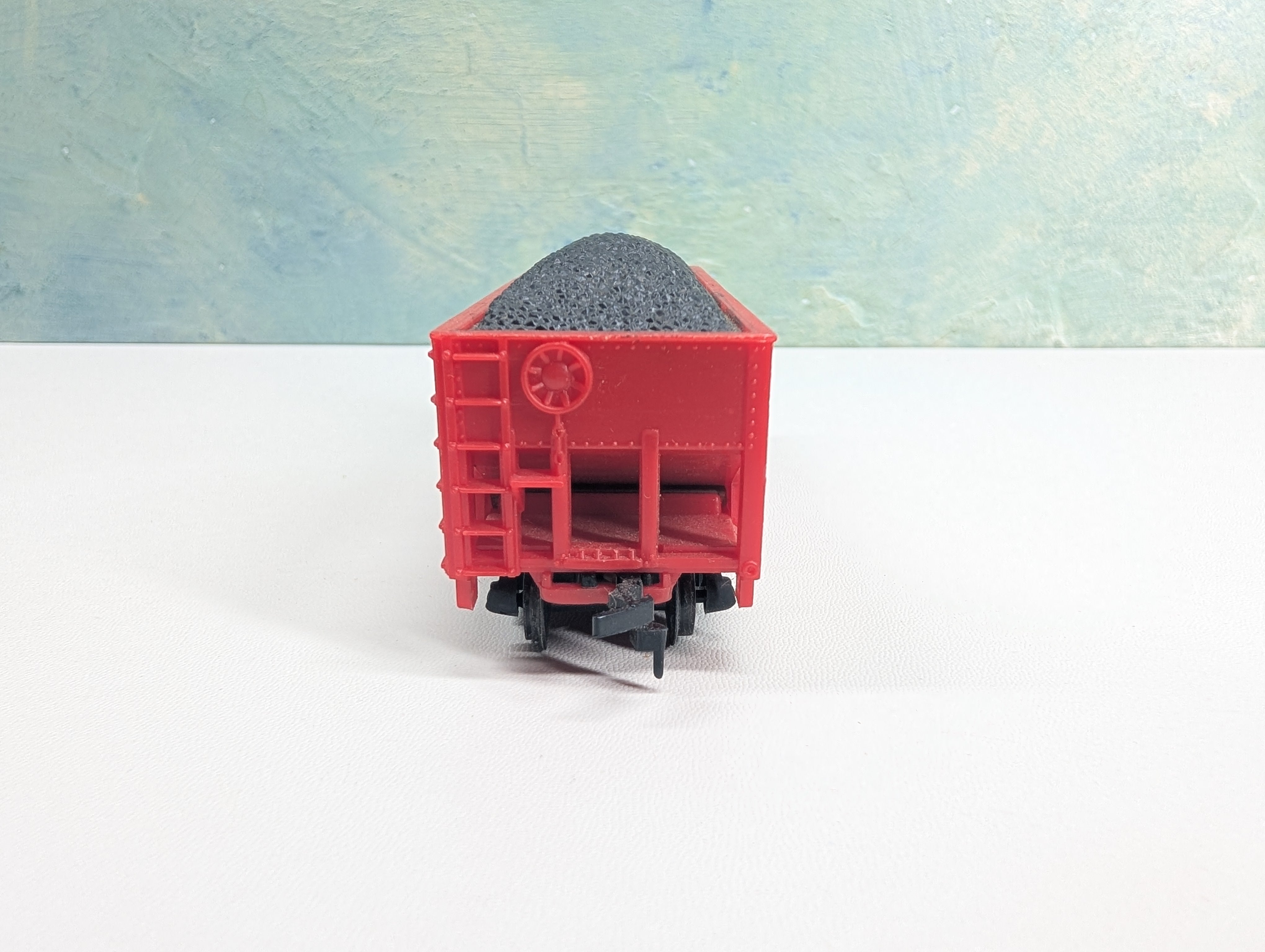 USED Marx HO Scale 2 Bay Hopper w/ Load Western Maryland WM #70018