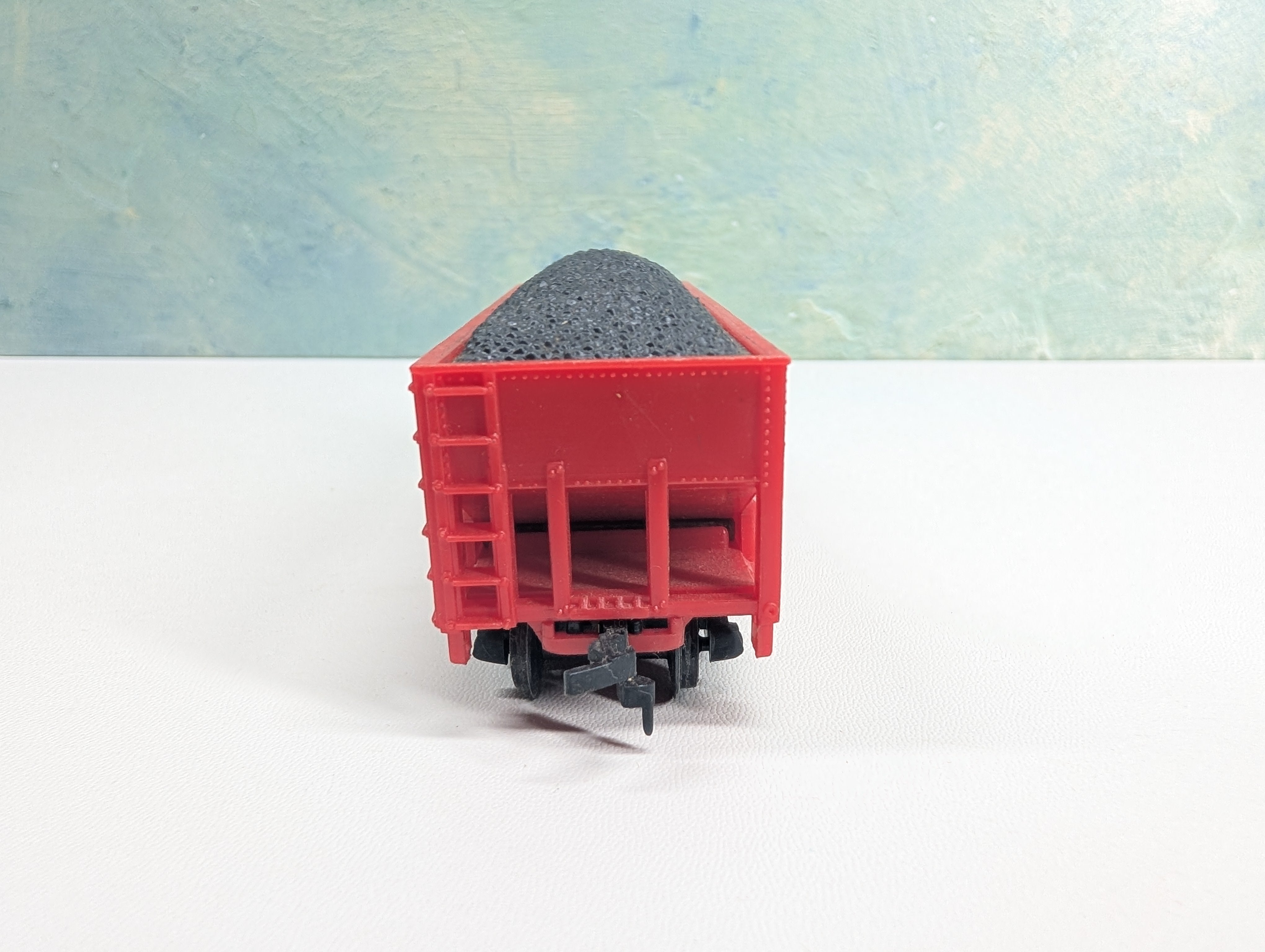 USED Marx HO Scale 2 Bay Hopper w/ Load Western Maryland WM #70018