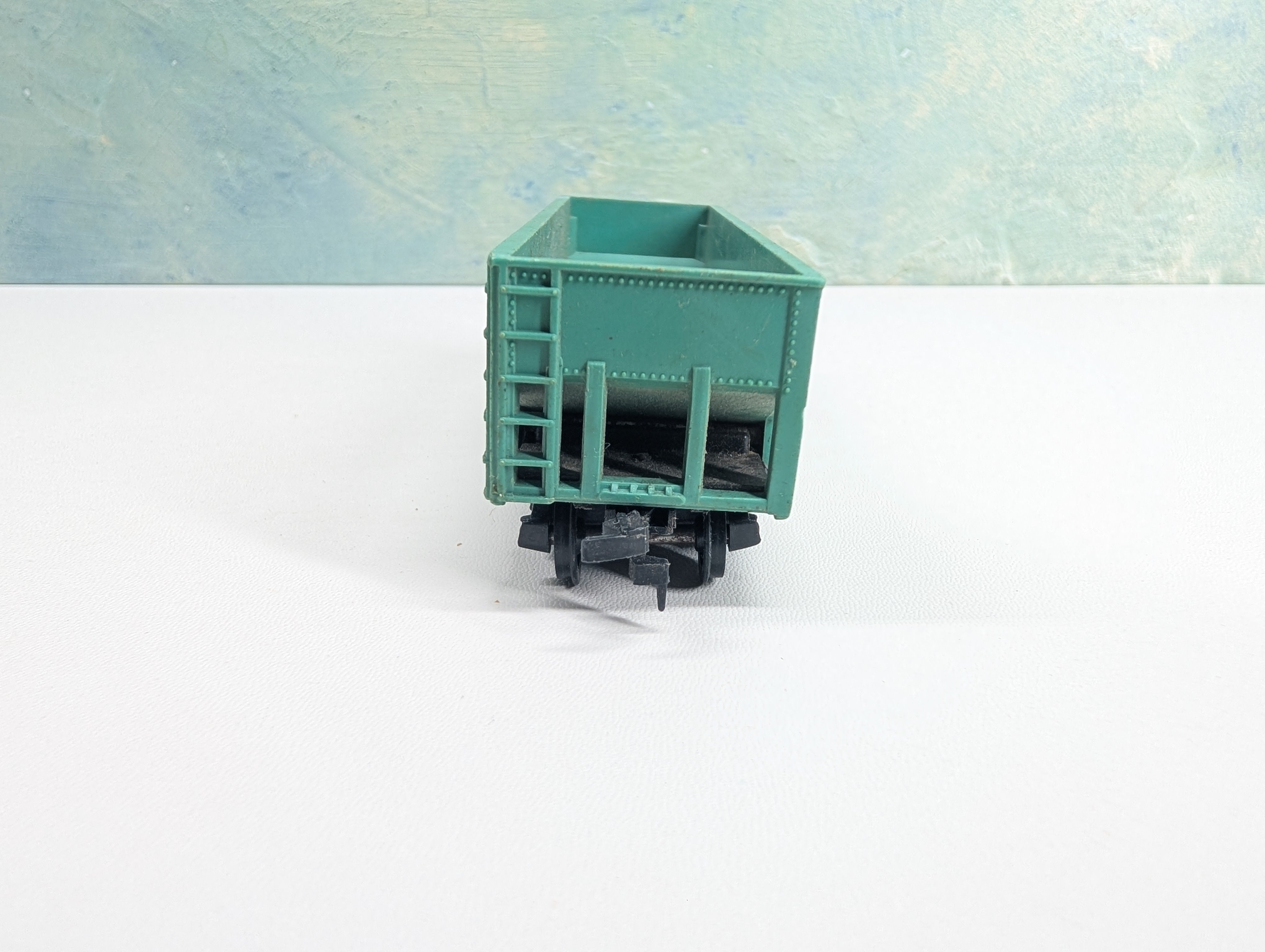 USED Gilbert HO Scale 2 Bay Hopper New York Central NYC #33217 Jade Green