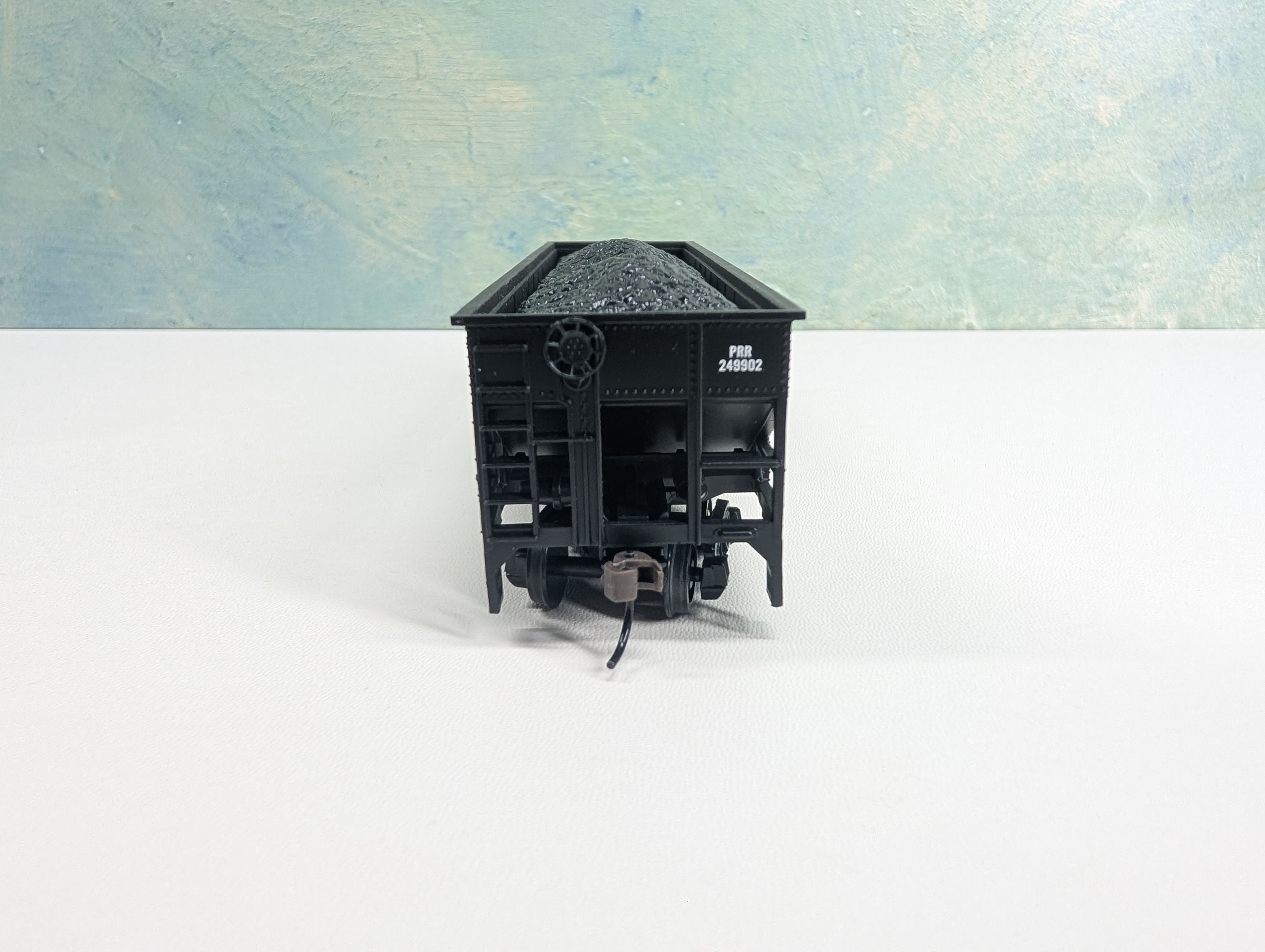 USED Bachmann HO Scale Quad Hopper Pennsylvania PRR #249902 Modern w/ Coal Load