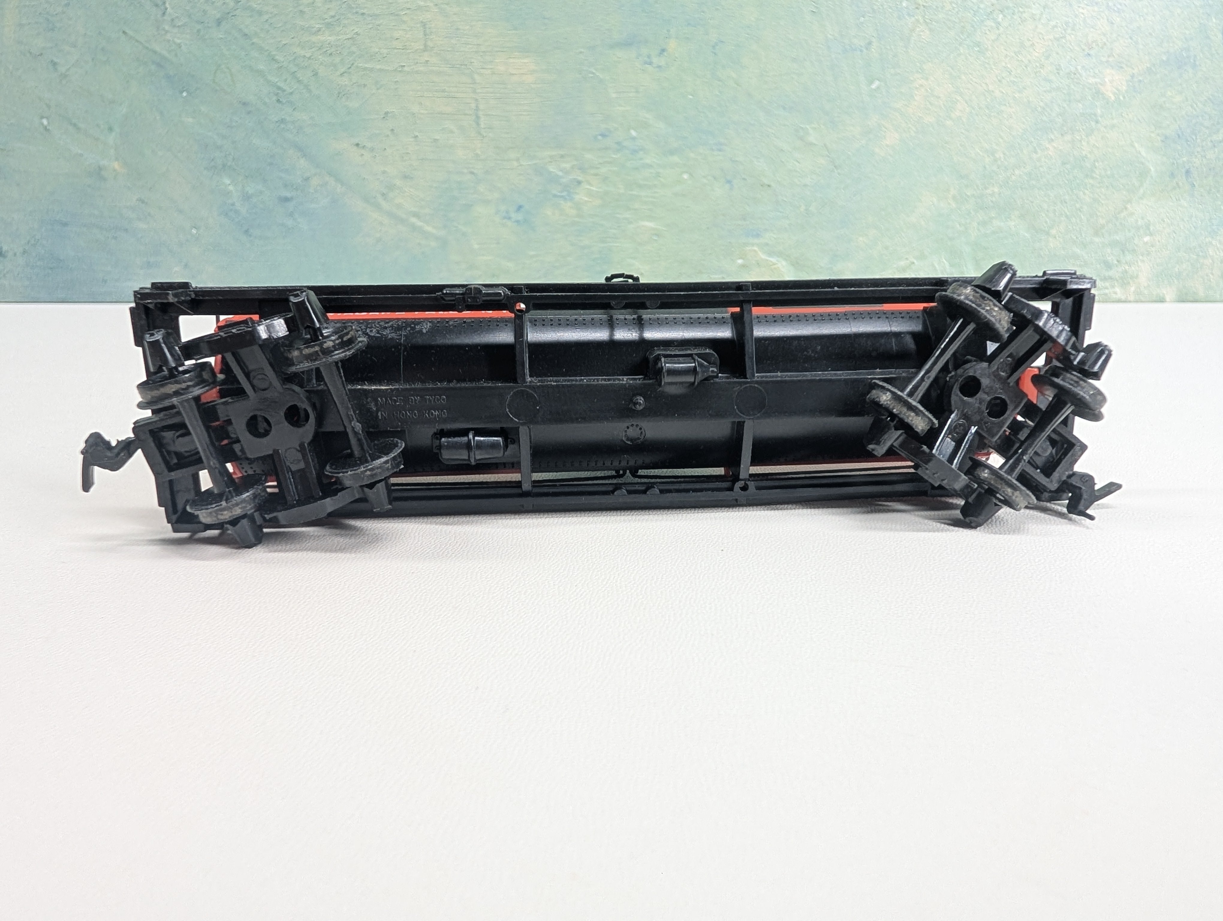 USED Tyco HO Scale Single Dome Tank Car Hooker