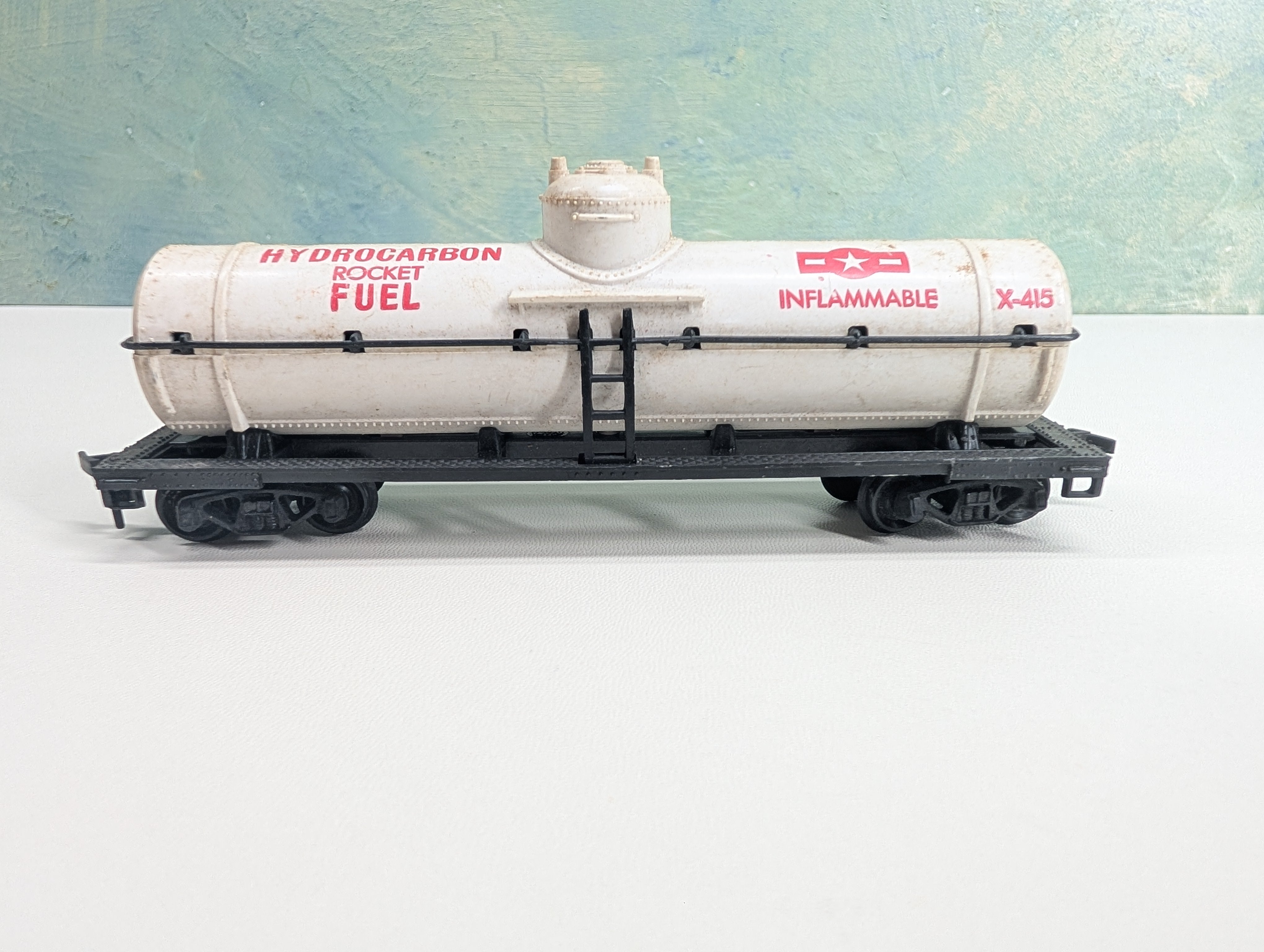 USED MARX HO Scale Single Dome Tank Car Hydrocarbon Rocket Fuel #X415