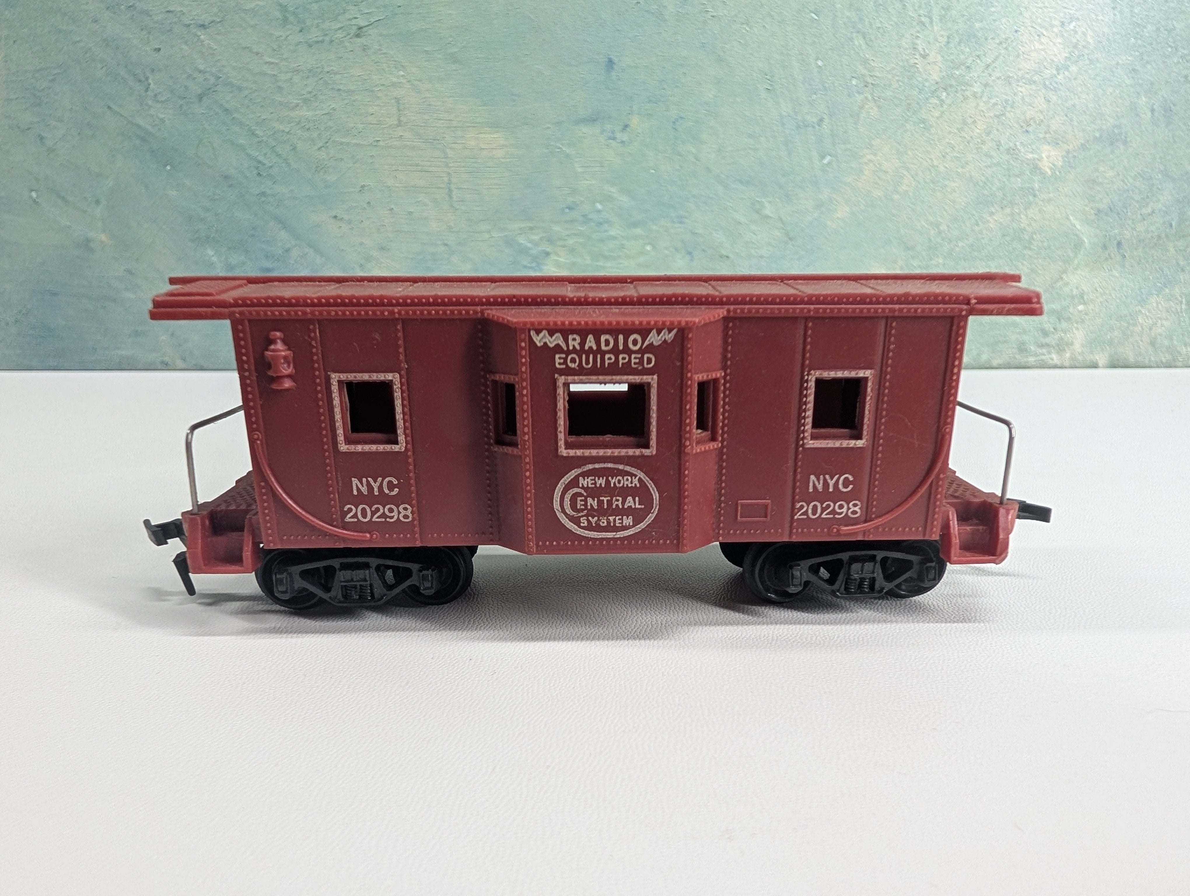 USED MARX HO Scale Small Bay Window Caboose New York Central NYC #20298