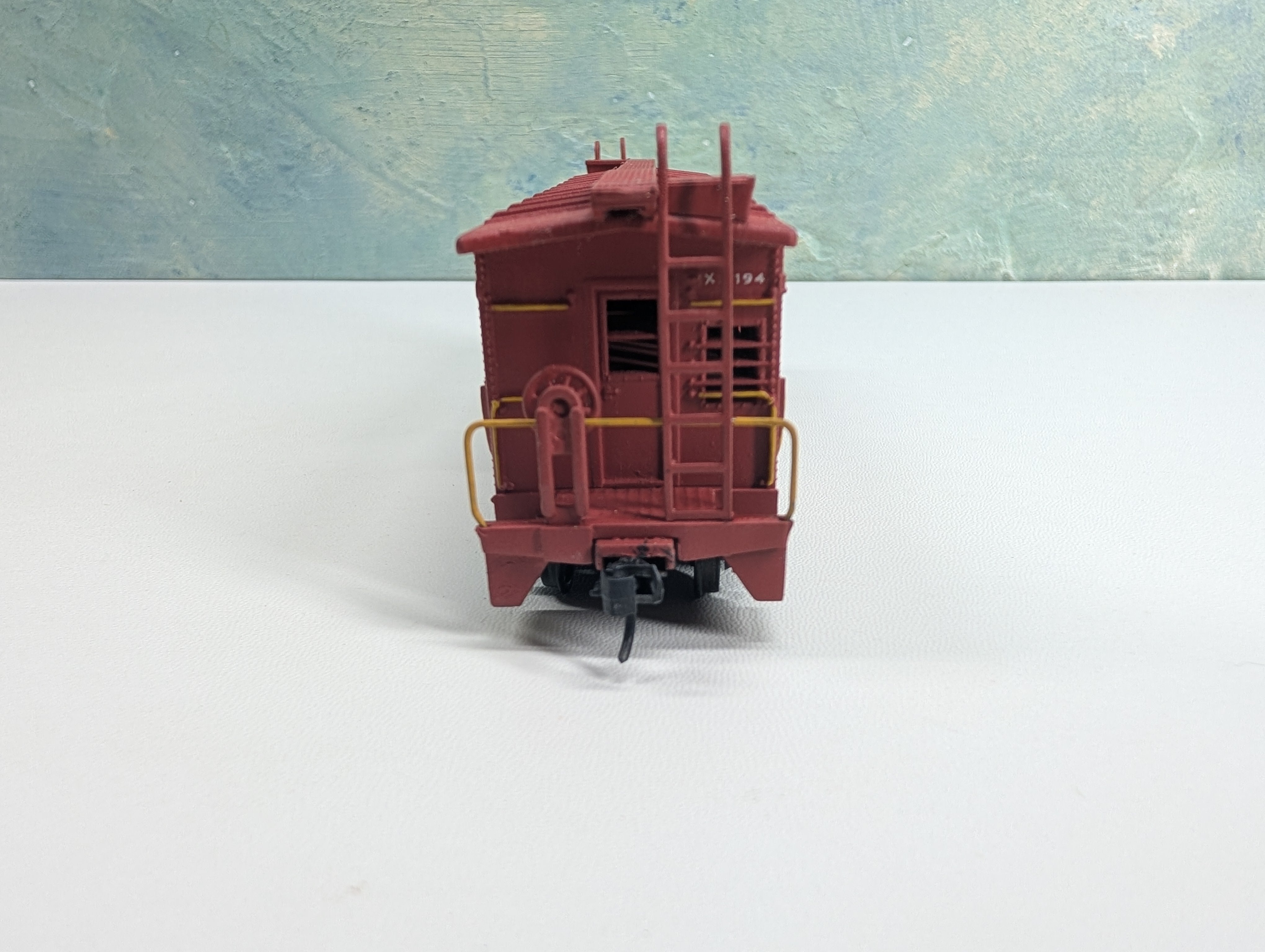 USED Athearn HO Scale Bay Window Caboose Southern #X3194