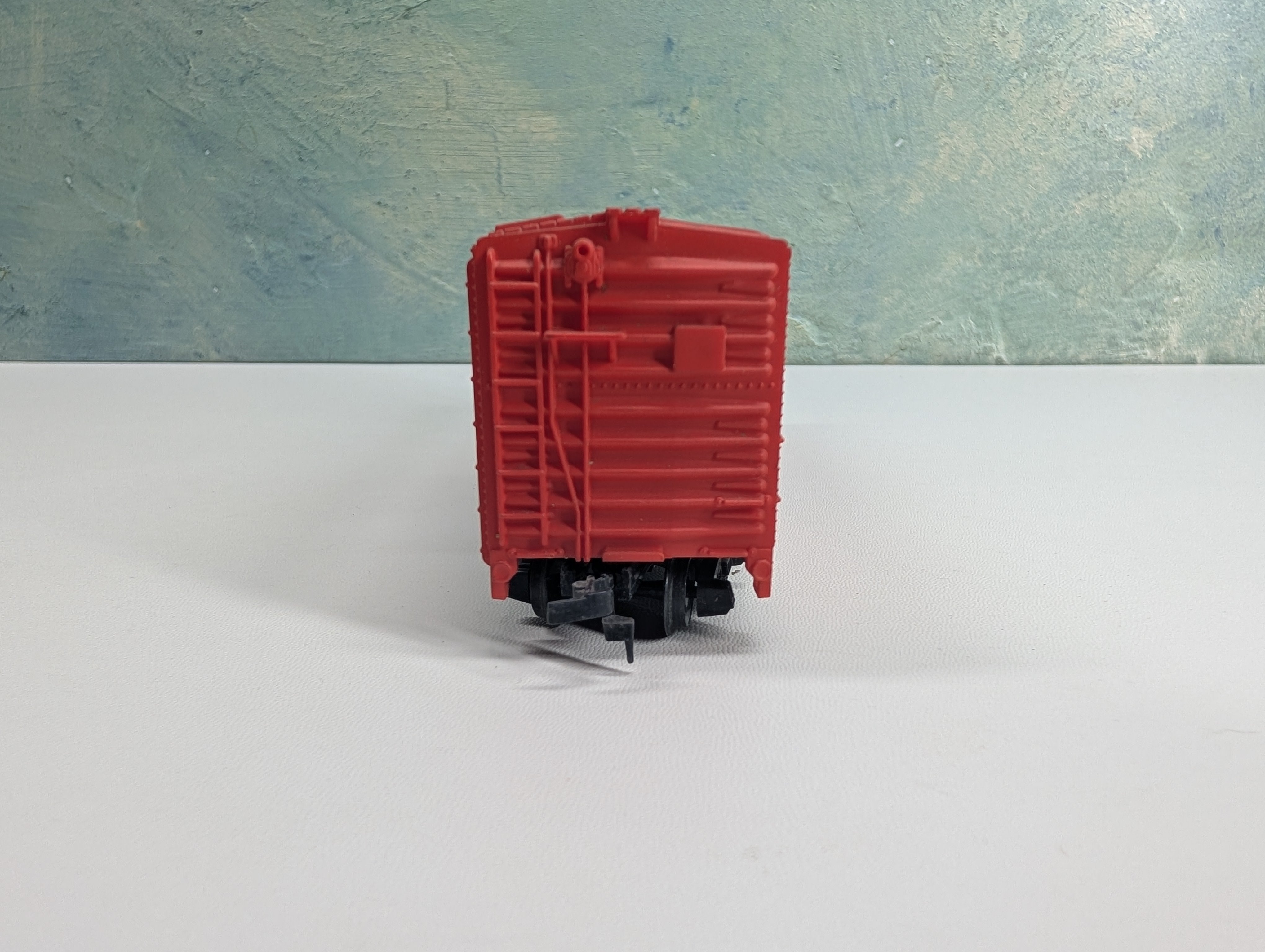 USED Tyco HO Scale 40' Box Car Burlington