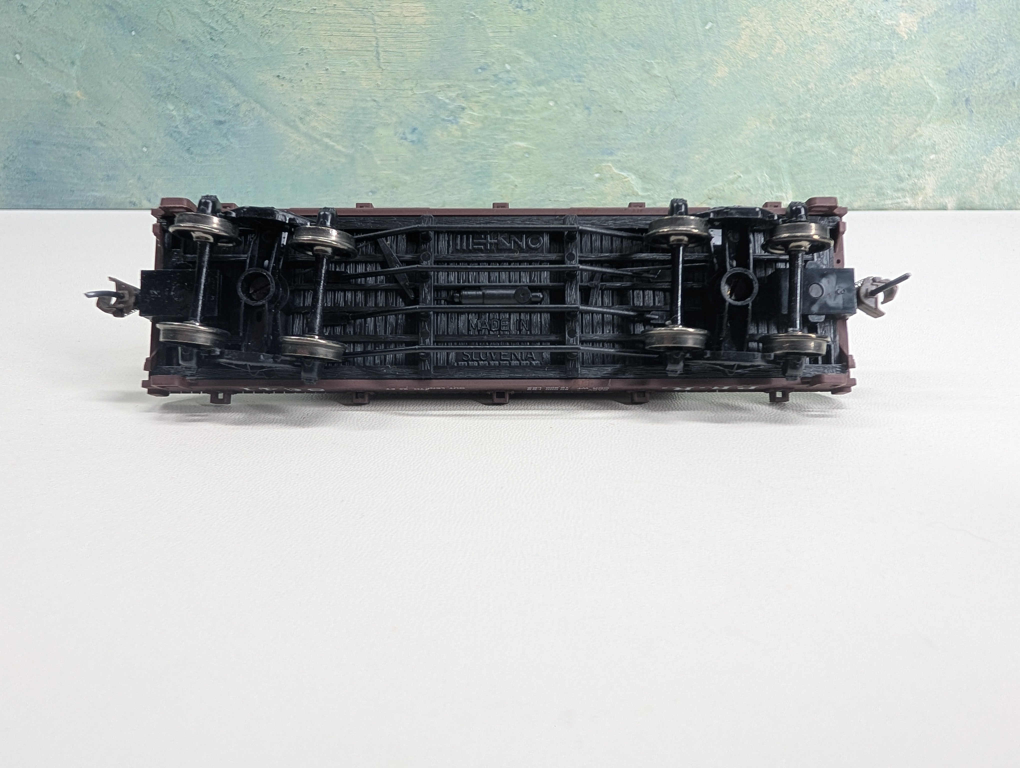 USED Mehano HO Scale Old Time 34' Flat Car Pennsylvania PRR #8641 w/ Custom Load, Metal Wheels