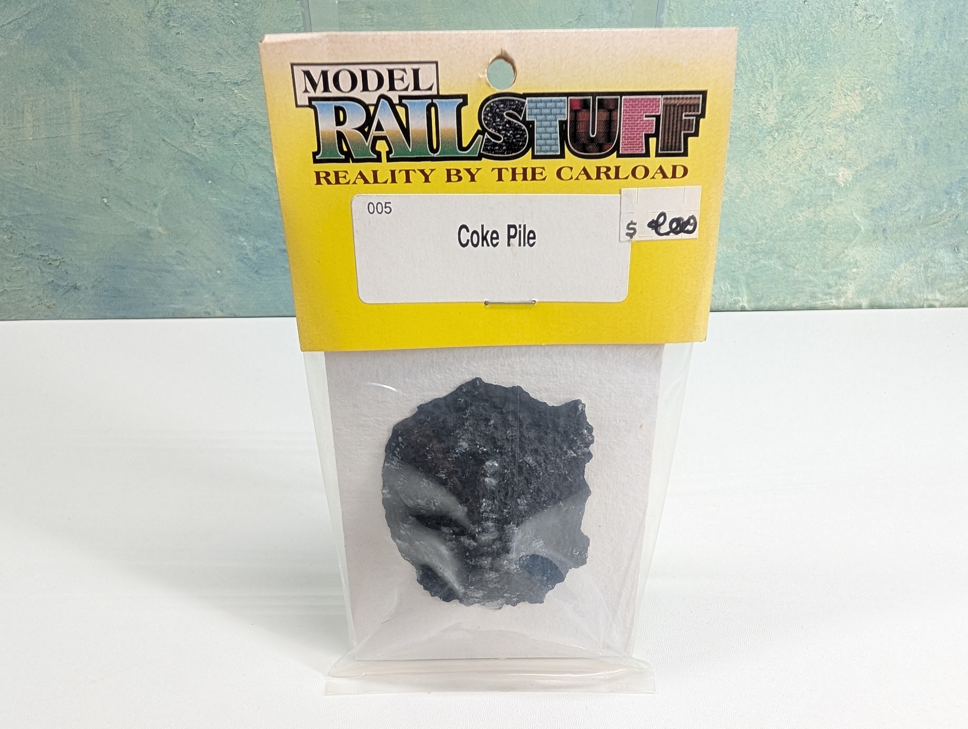 Model Railstuff #005 HO Scale Coke Pile (Sealed)