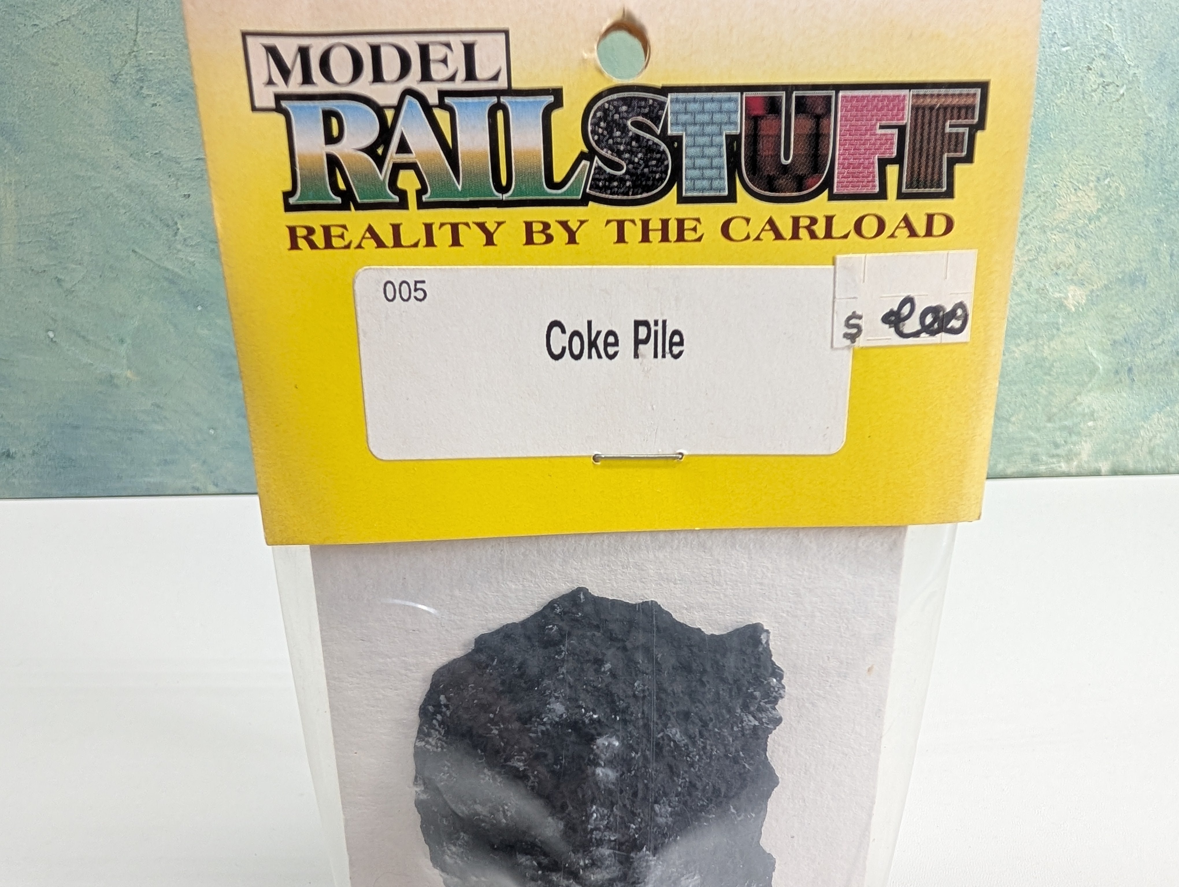 Model Railstuff #005 HO Scale Coke Pile (Sealed)