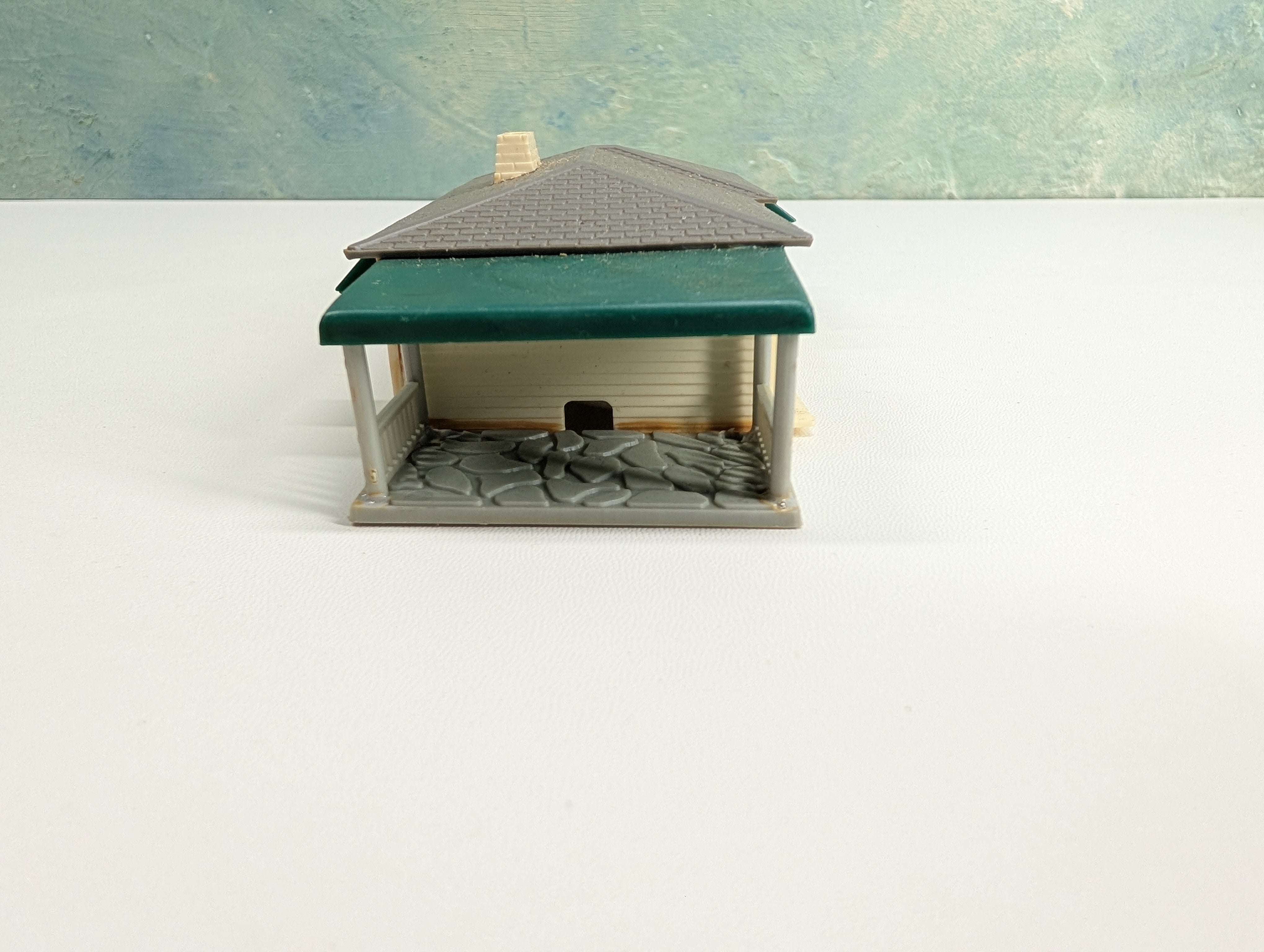 USED Bachmann Plasticville HO Scale Small House
