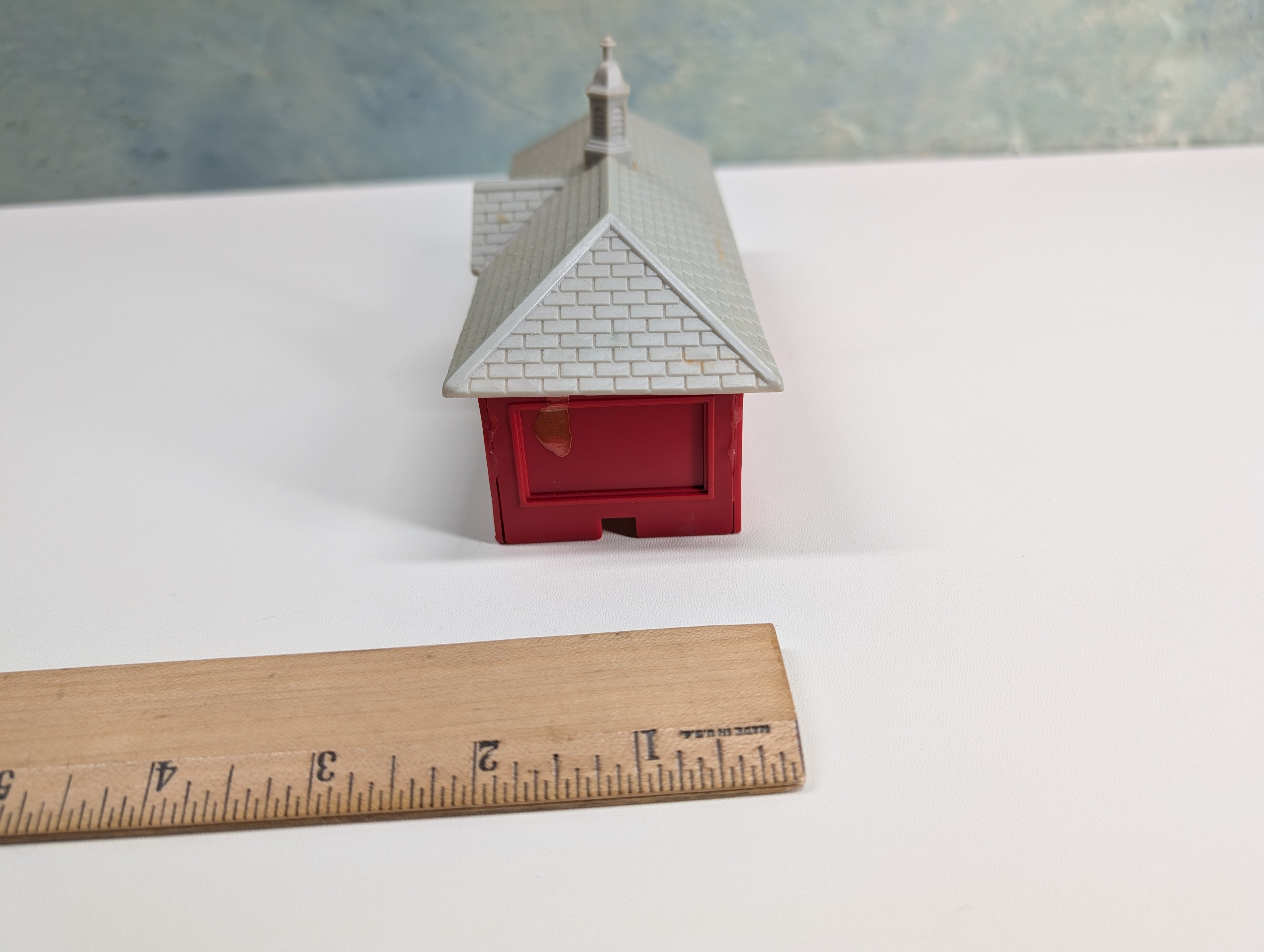 USED Bachmann Plasticville HO Scale Red School House