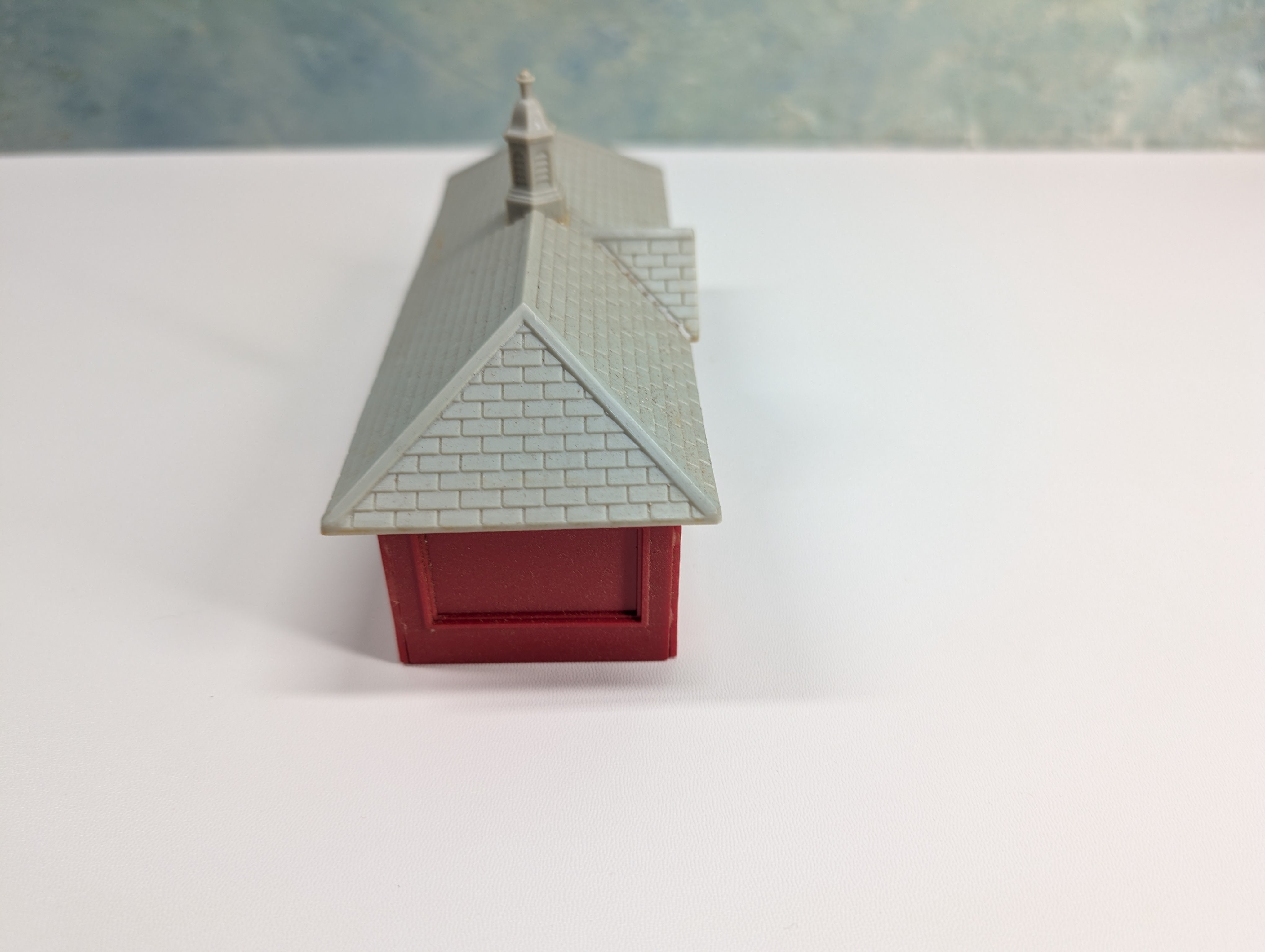 USED Bachmann Plasticville HO Scale Red School House